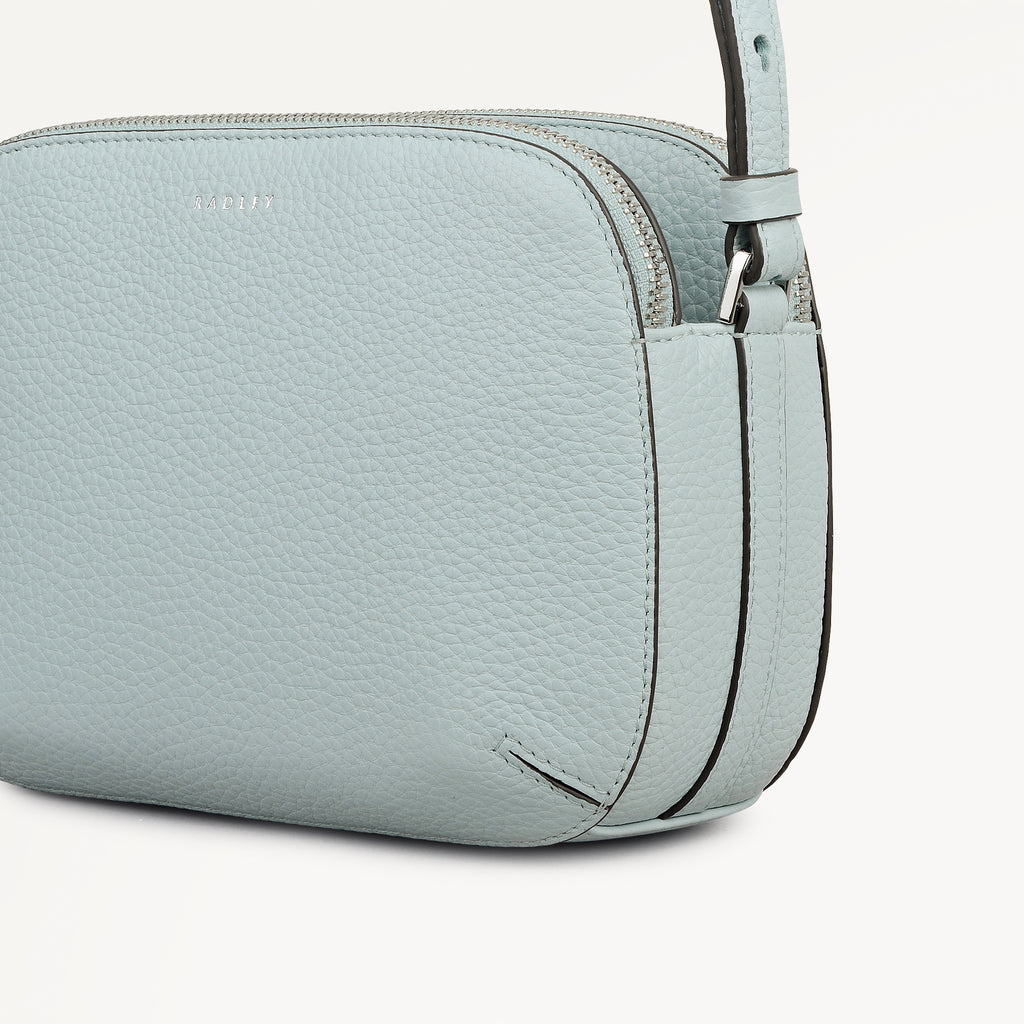 Dukes Place - Medium Ziptop Cross Body