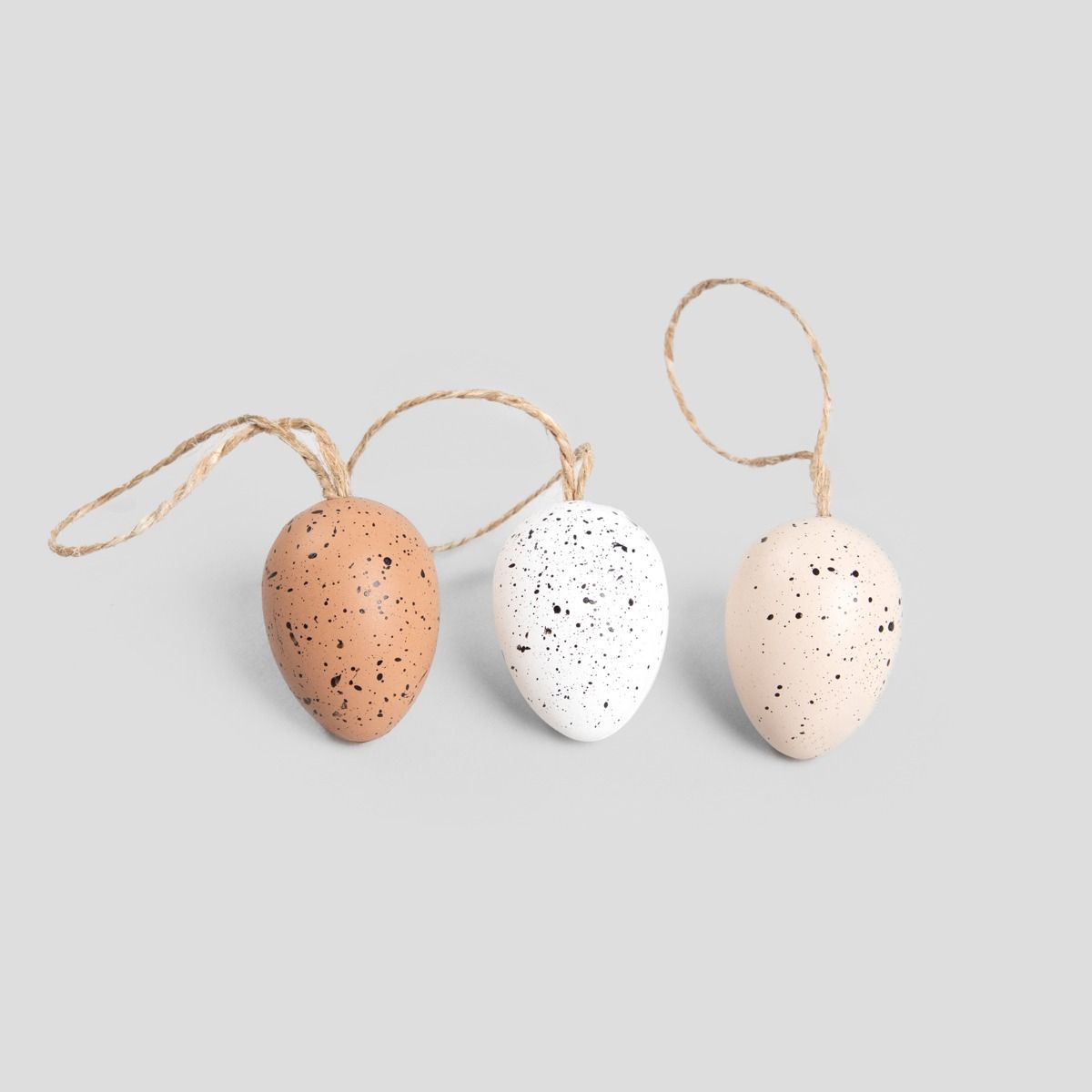 Zestaw zawieszek MARVA jajka biało-beżowe 9 szt. 3x4 cm