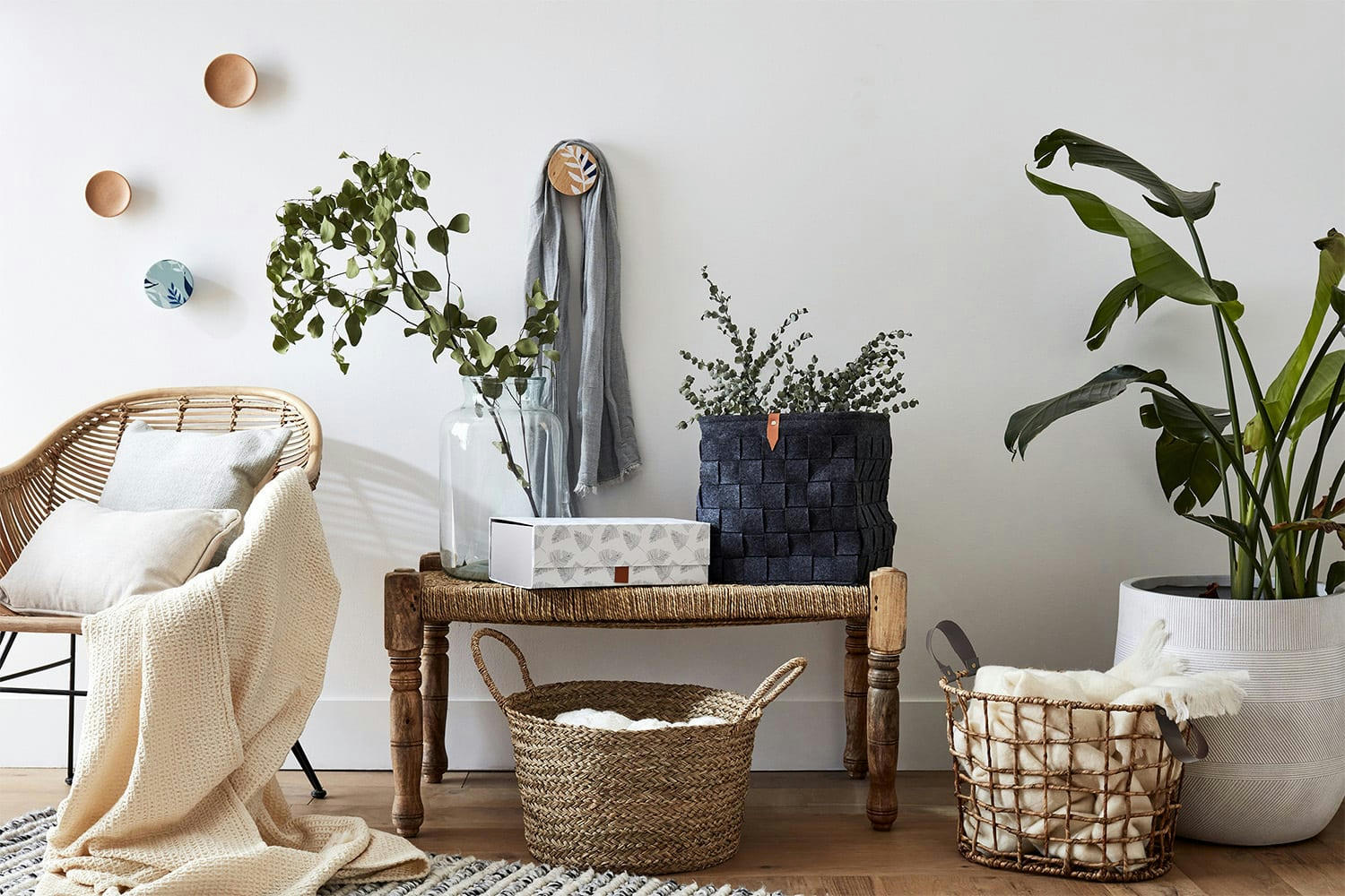 - Panier de rangement en paille de maïs avec motif ajouré 42x35x29cm