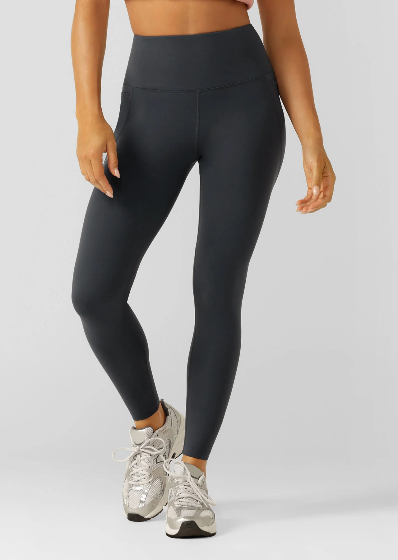 Amy Winter Thermal Phone Pocket Leggings