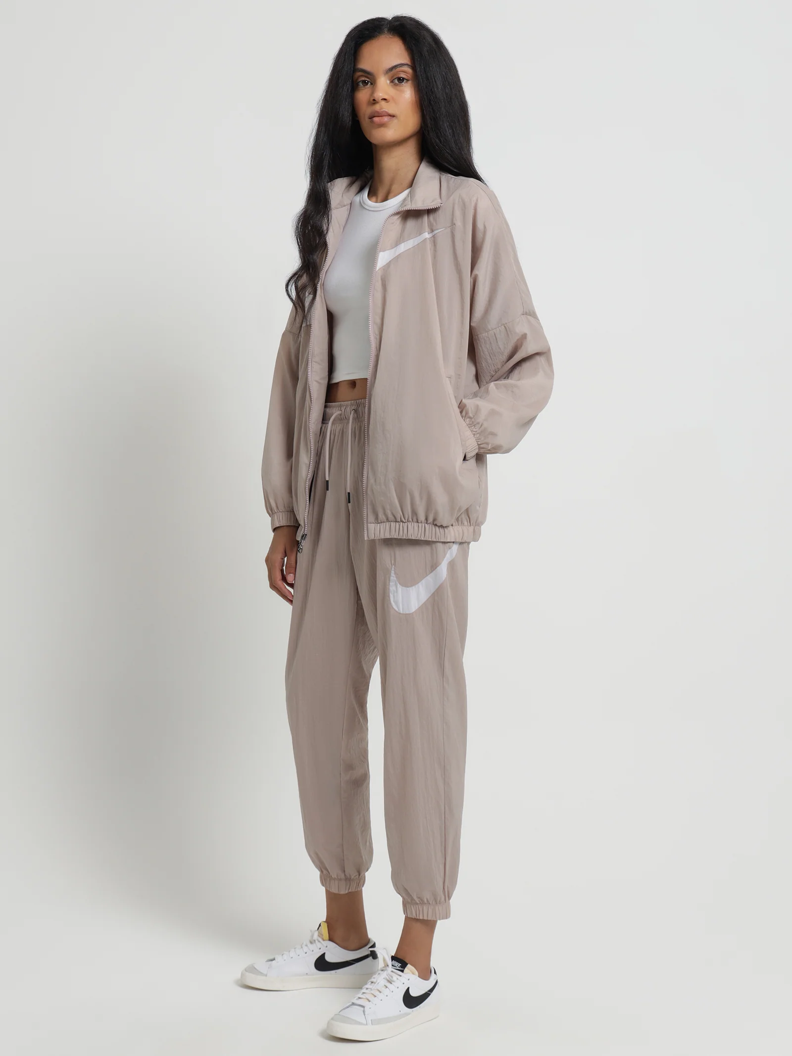 Sportswear Essential Woven Pants