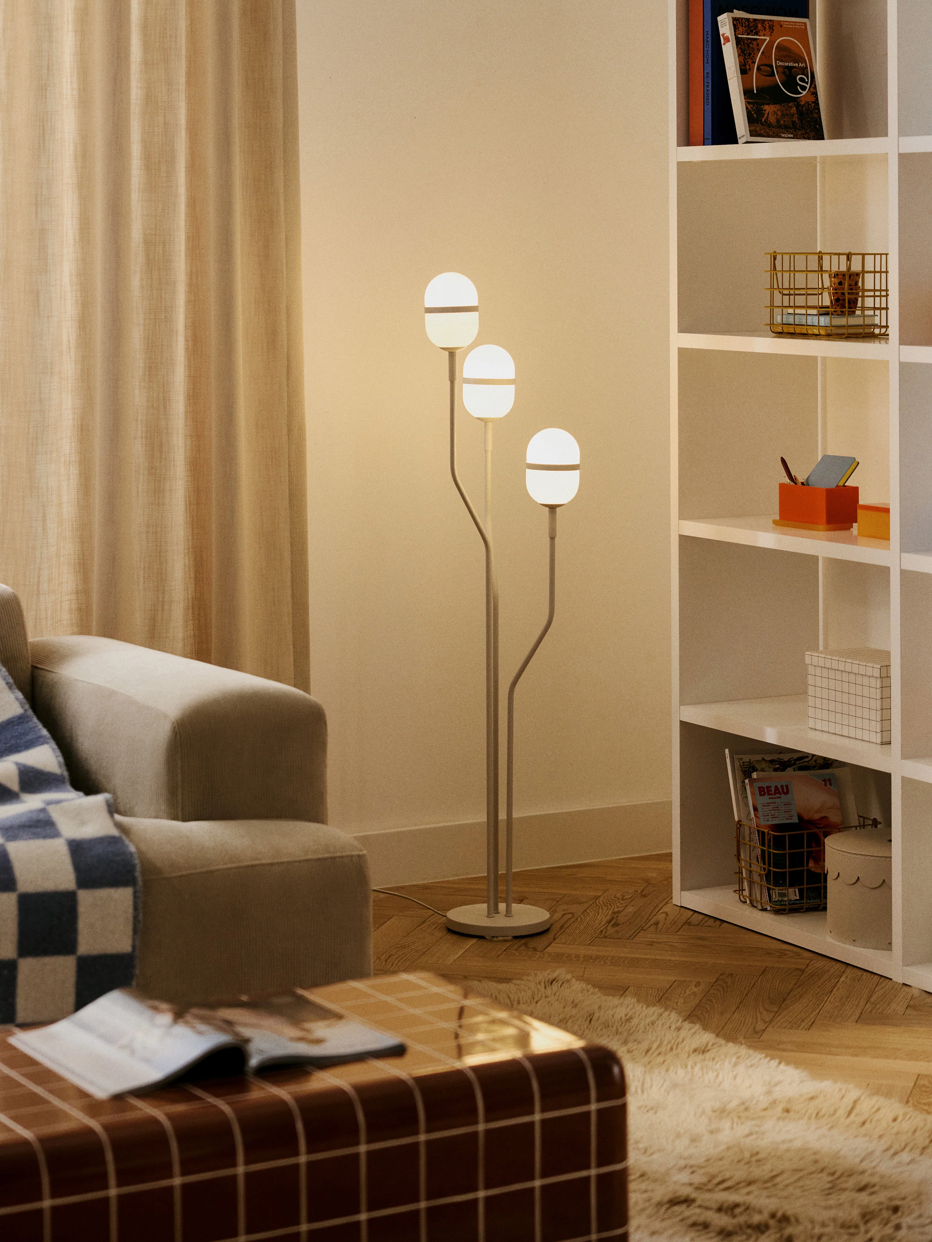 Stehlampe Yasna