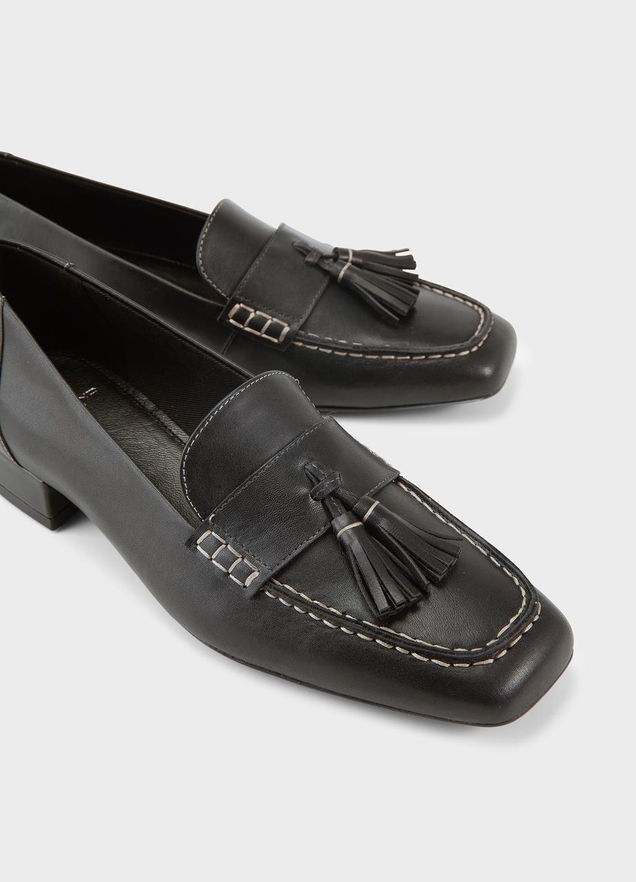 Debbi Loafers