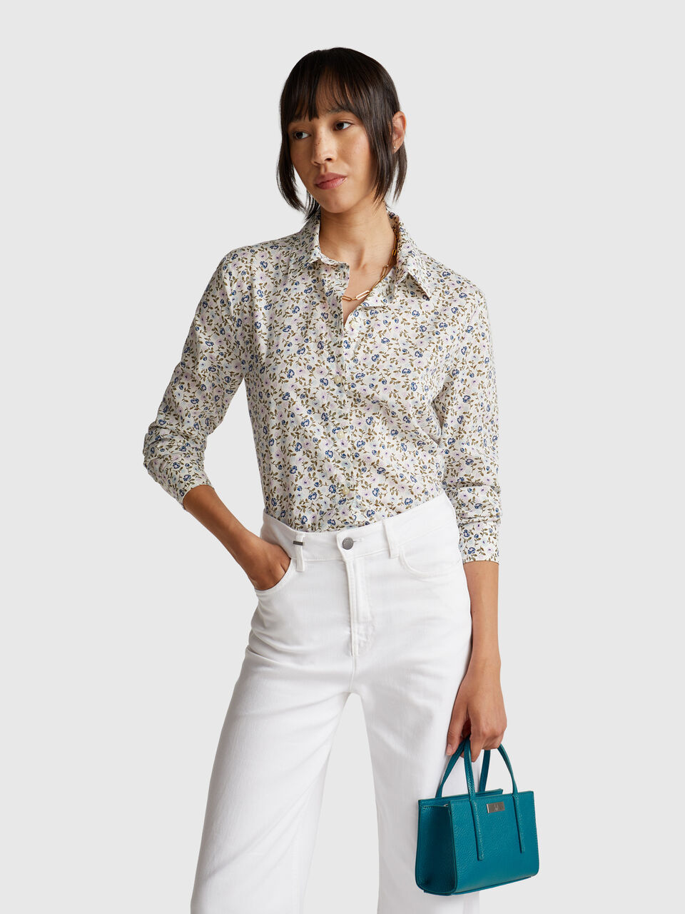 Patterned shirt in lightweight cotton