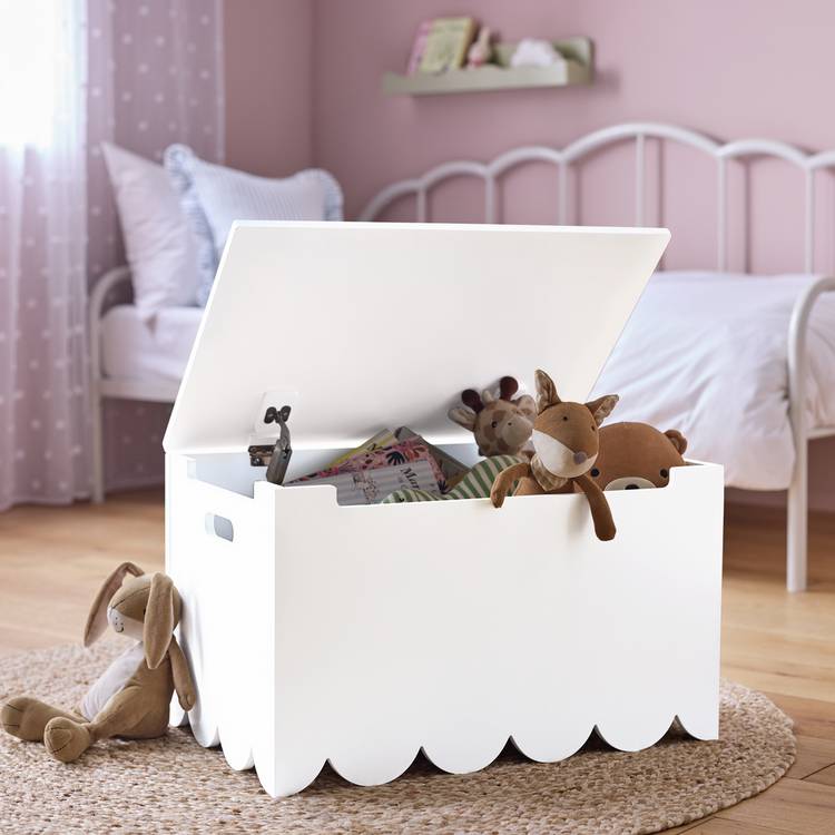 Habitat Kids Joni Scalloped Toy Box - White