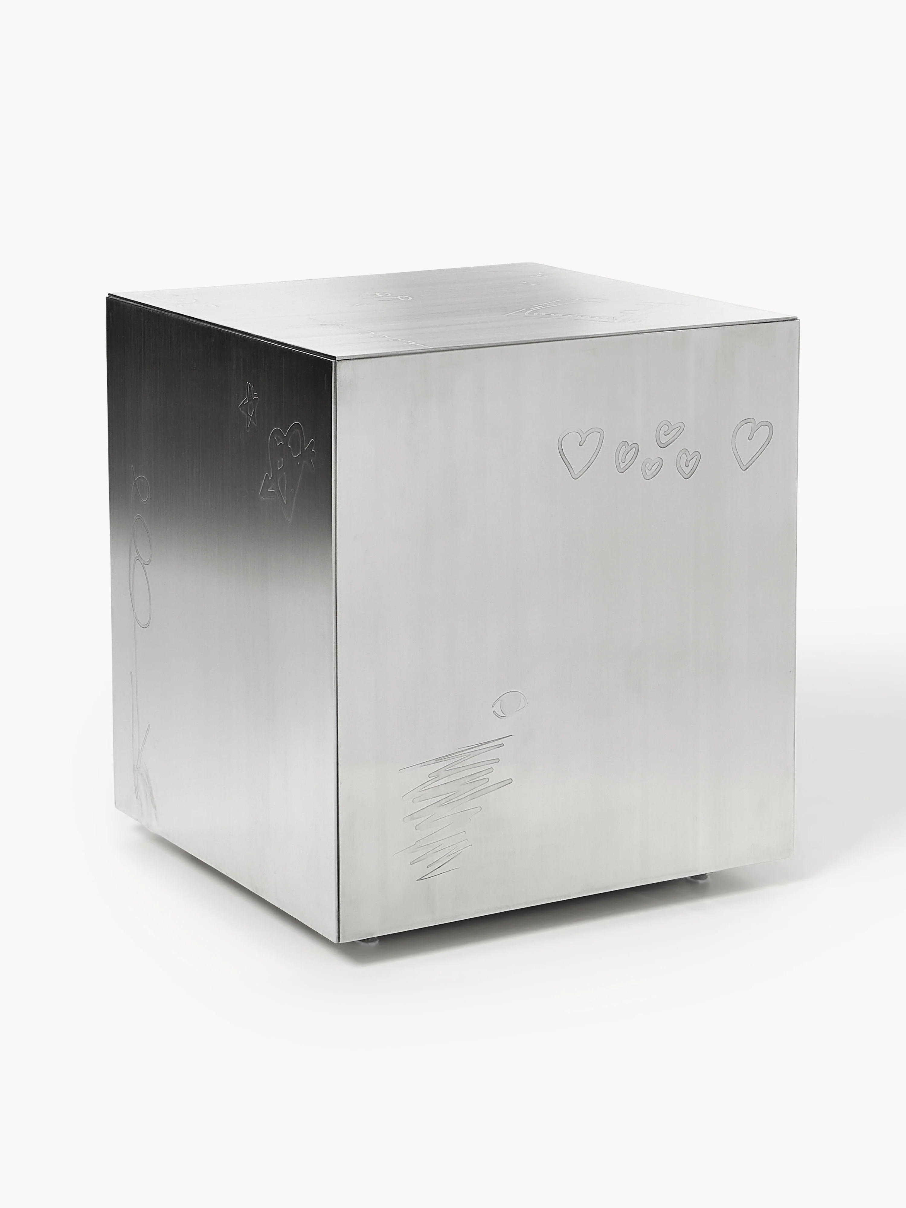 Westwing | Crosby Studios, Metall-Beistelltisch Basse