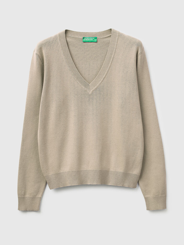 Beige V-neck sweater in tricot cotton