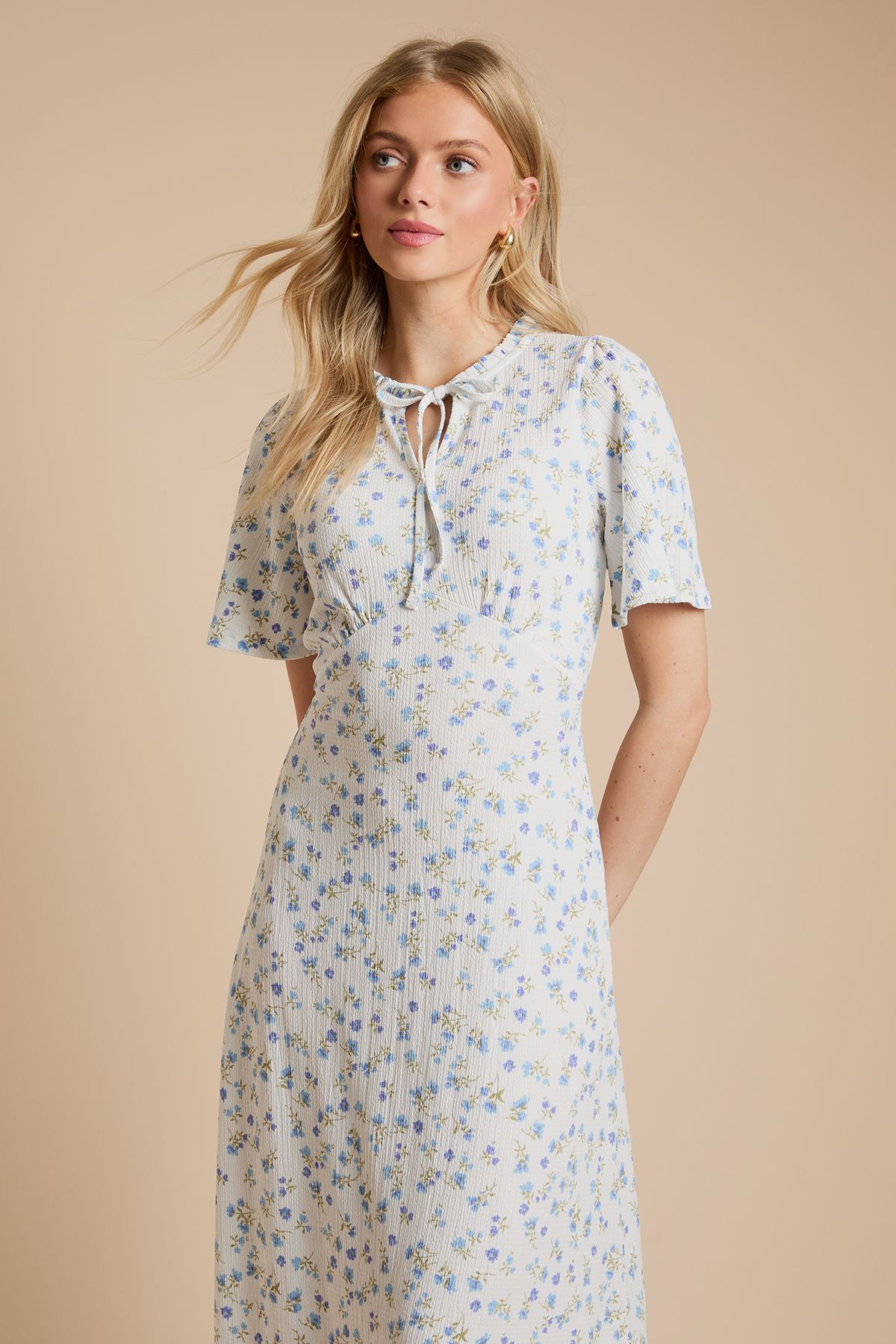 Dorothy Perkins Cream Ditsy Tie Front Flutter Sleeve Printed Jersey Midi Dress