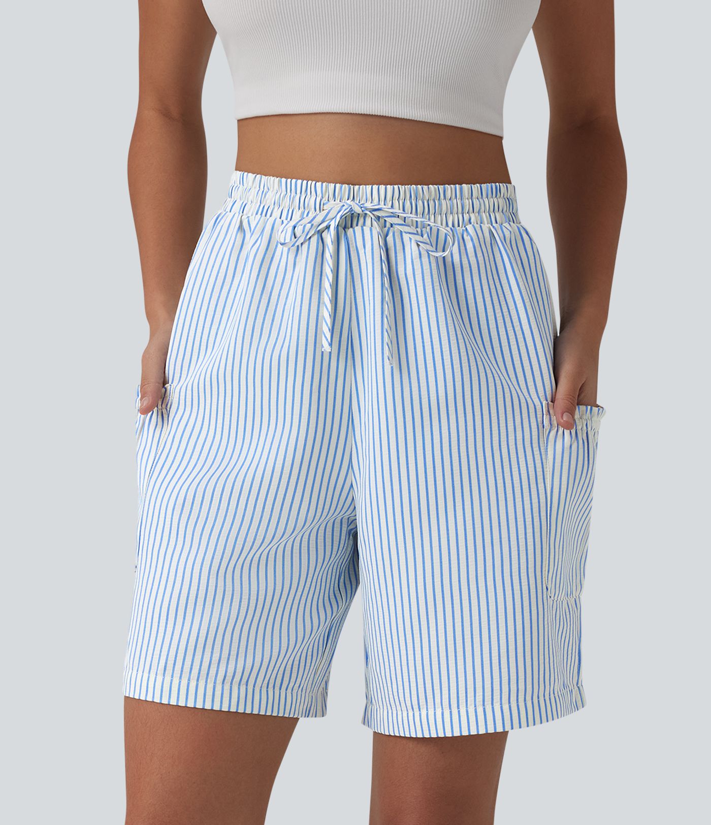 Short resort ample à rayures taille haute avec cordon de serrage et poches