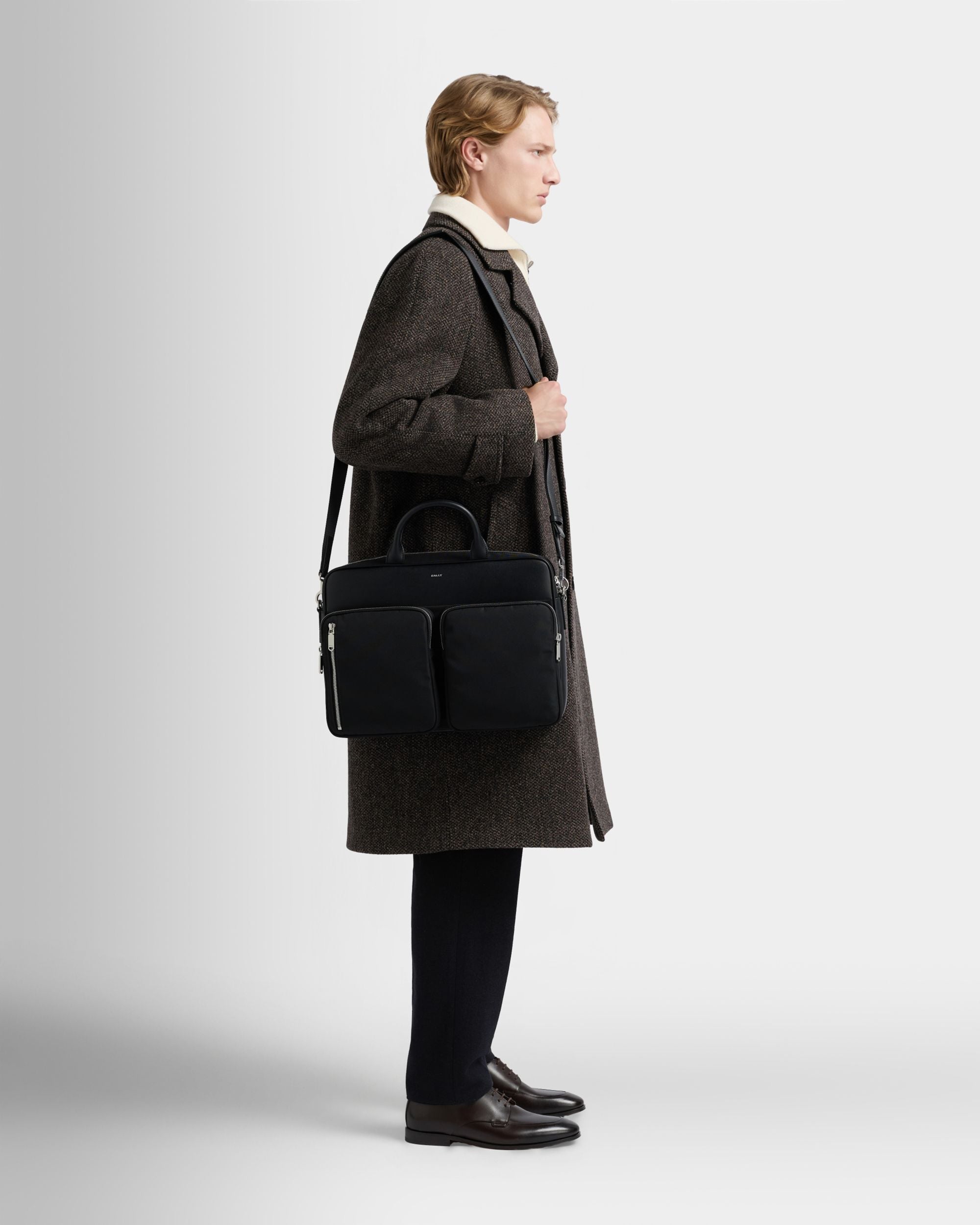 Vogel Aktentasche aus Nylon und recyceltem Leder in Schwarz