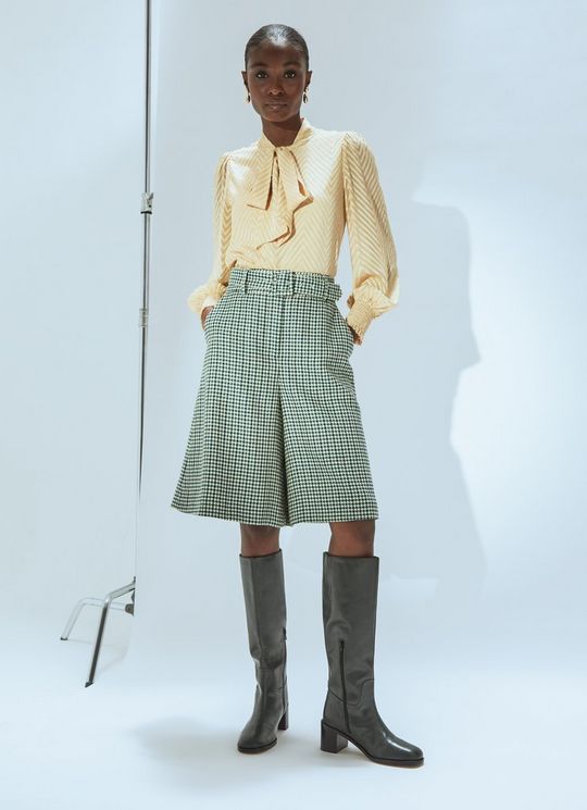 Daphne Cream & Green Virgin Wool Tailored Short