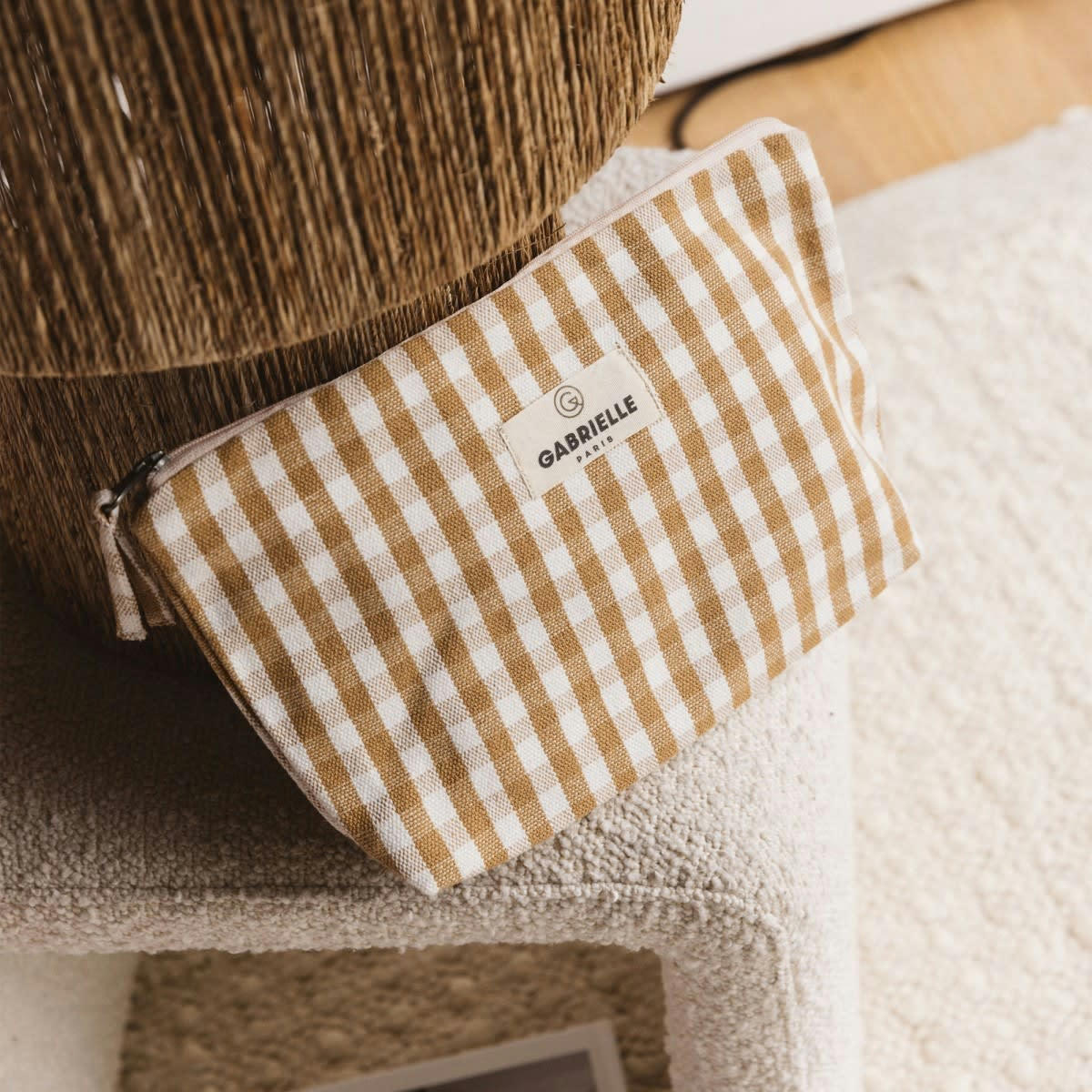 PAR AMOUR - Trousse en coton imprimé Vichy beige