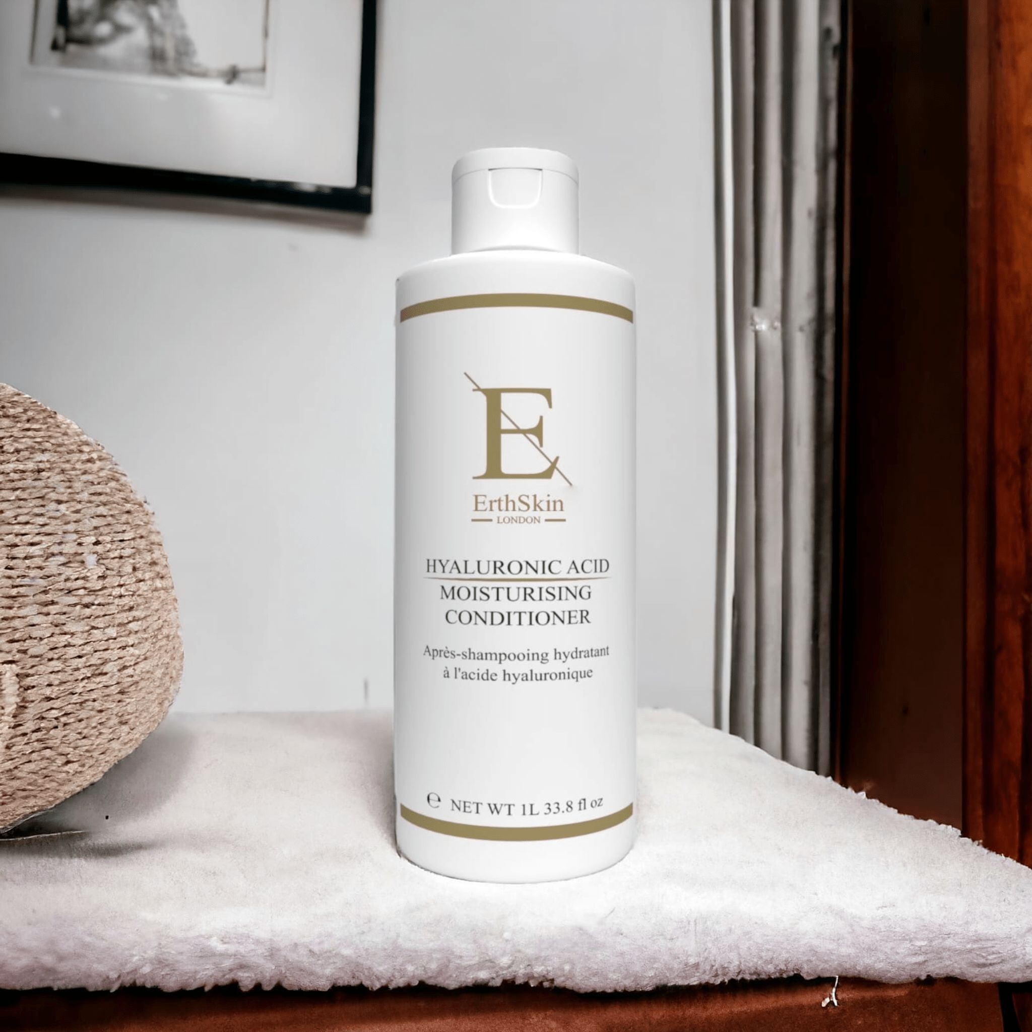 Erth Skin London Hyaluronic Acid Moisturising Conditioner 1L