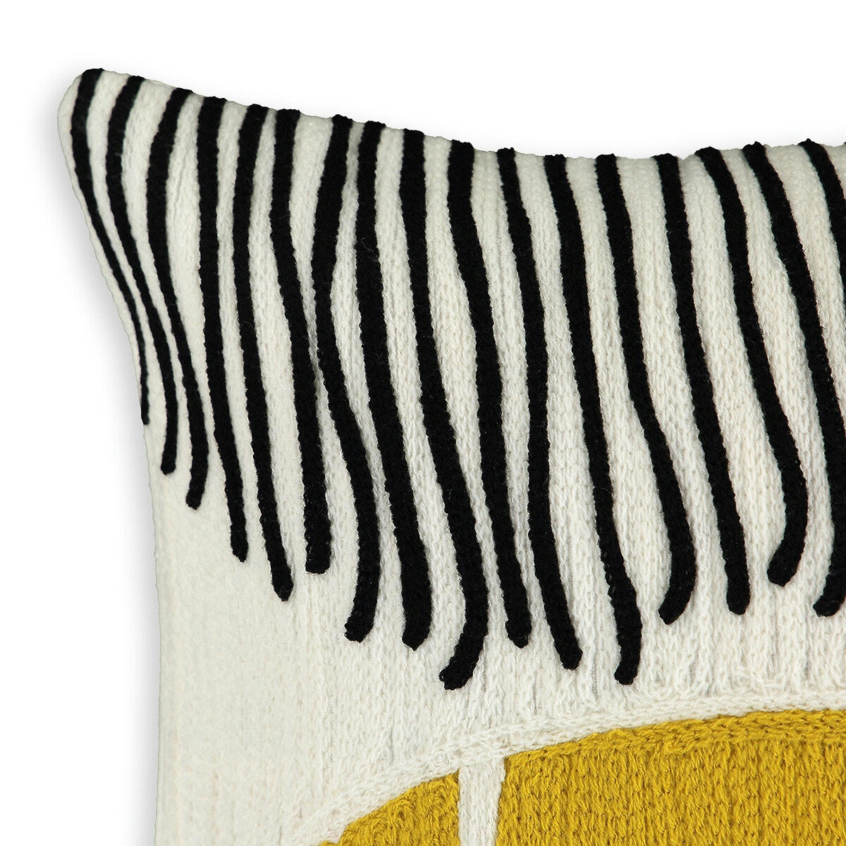 Housse de coussin brodée Mihnéa