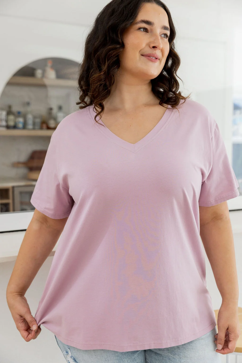 Relaxed V-Neck Tee in Mauve