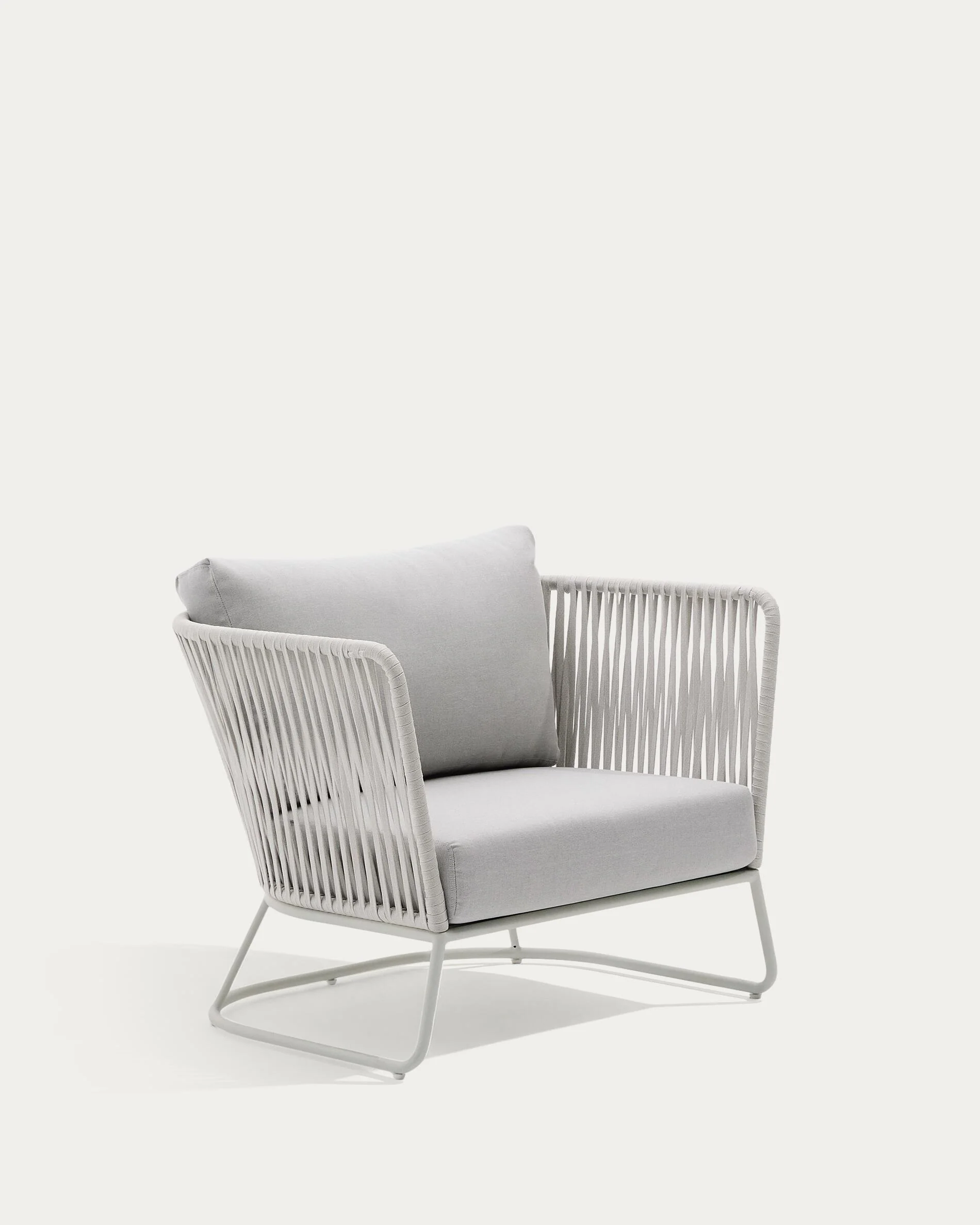 Saconca outdoor armchair in rope cord and grey galvanised steel