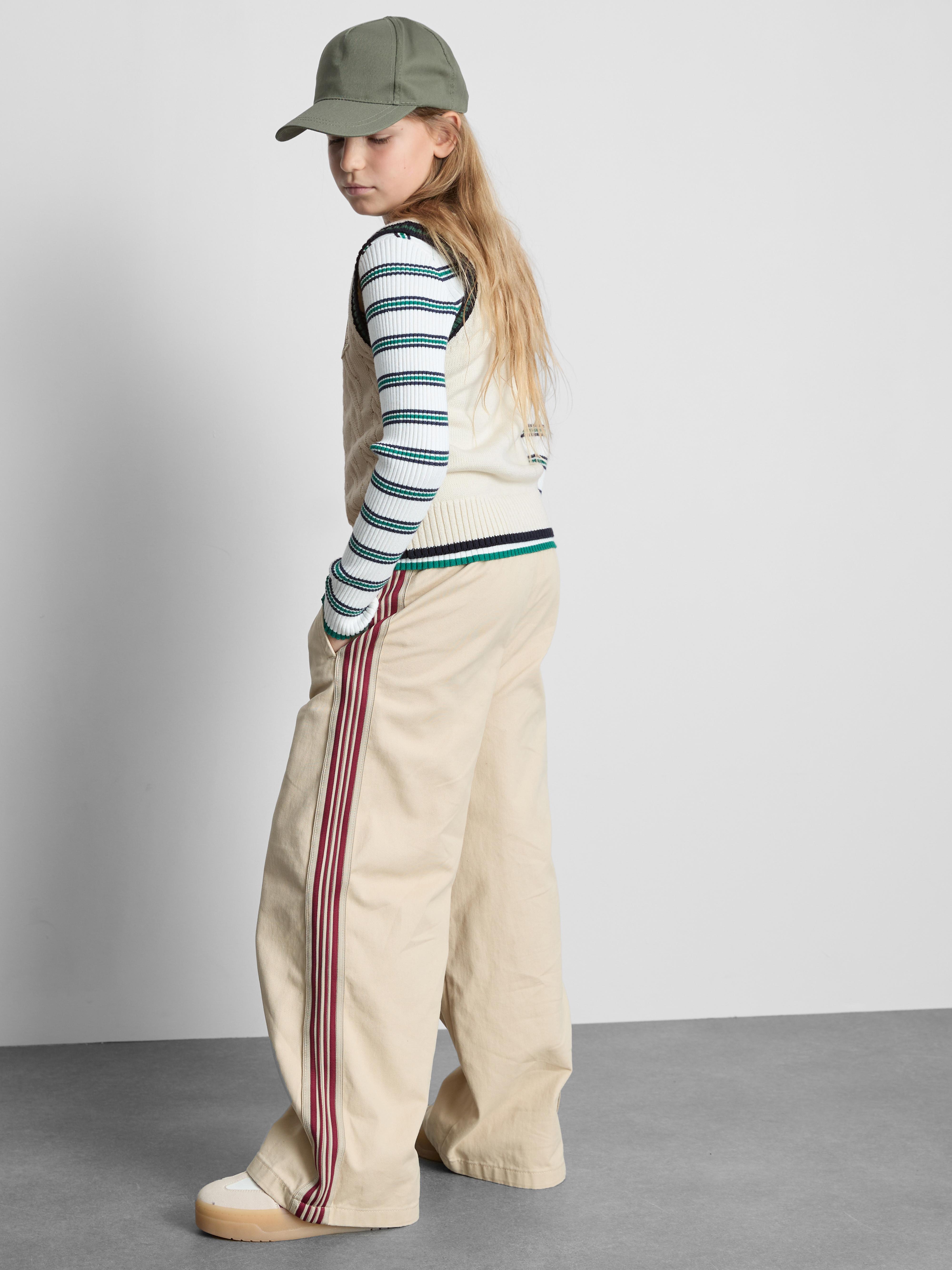 7-15yrs | Stranger Things V-Neck Vest