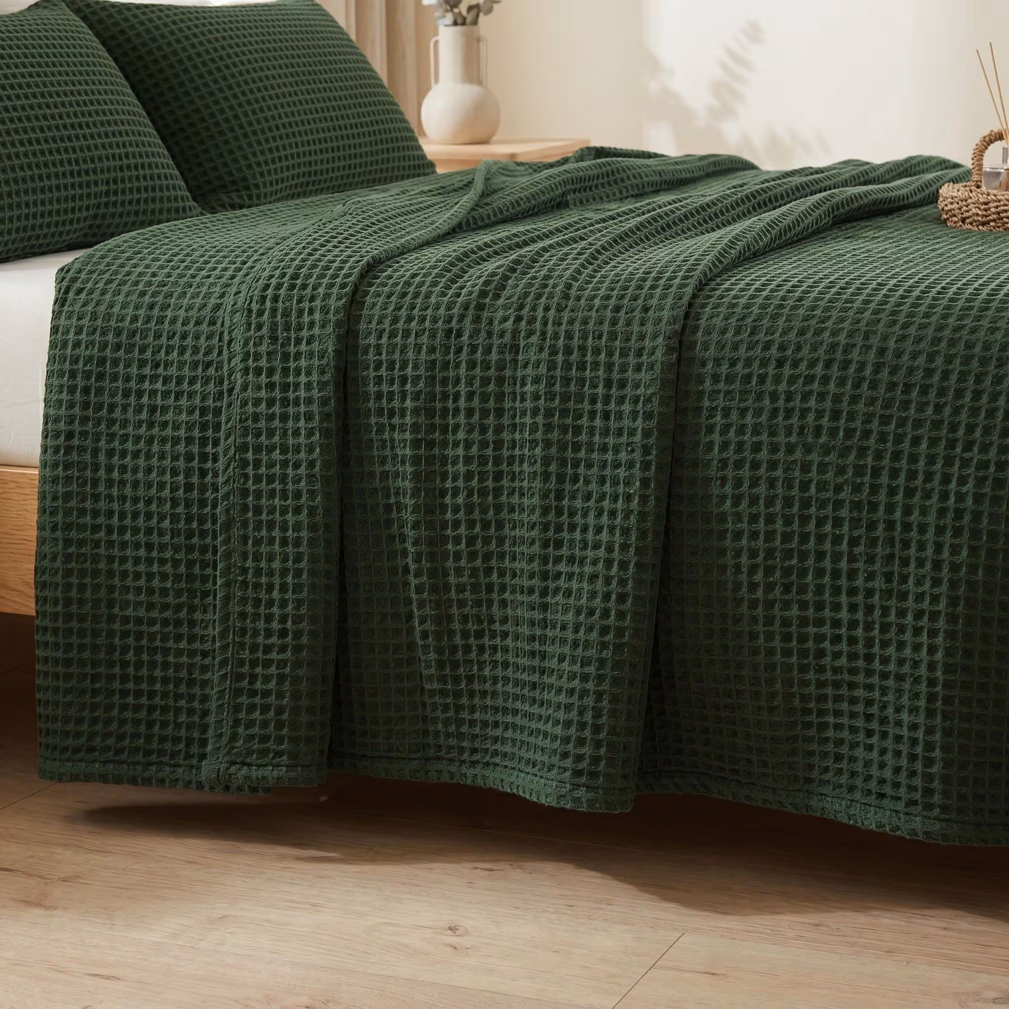 Organic Cotton Waffle Blanket: Soft King Bed Cover, Summer Bedspread