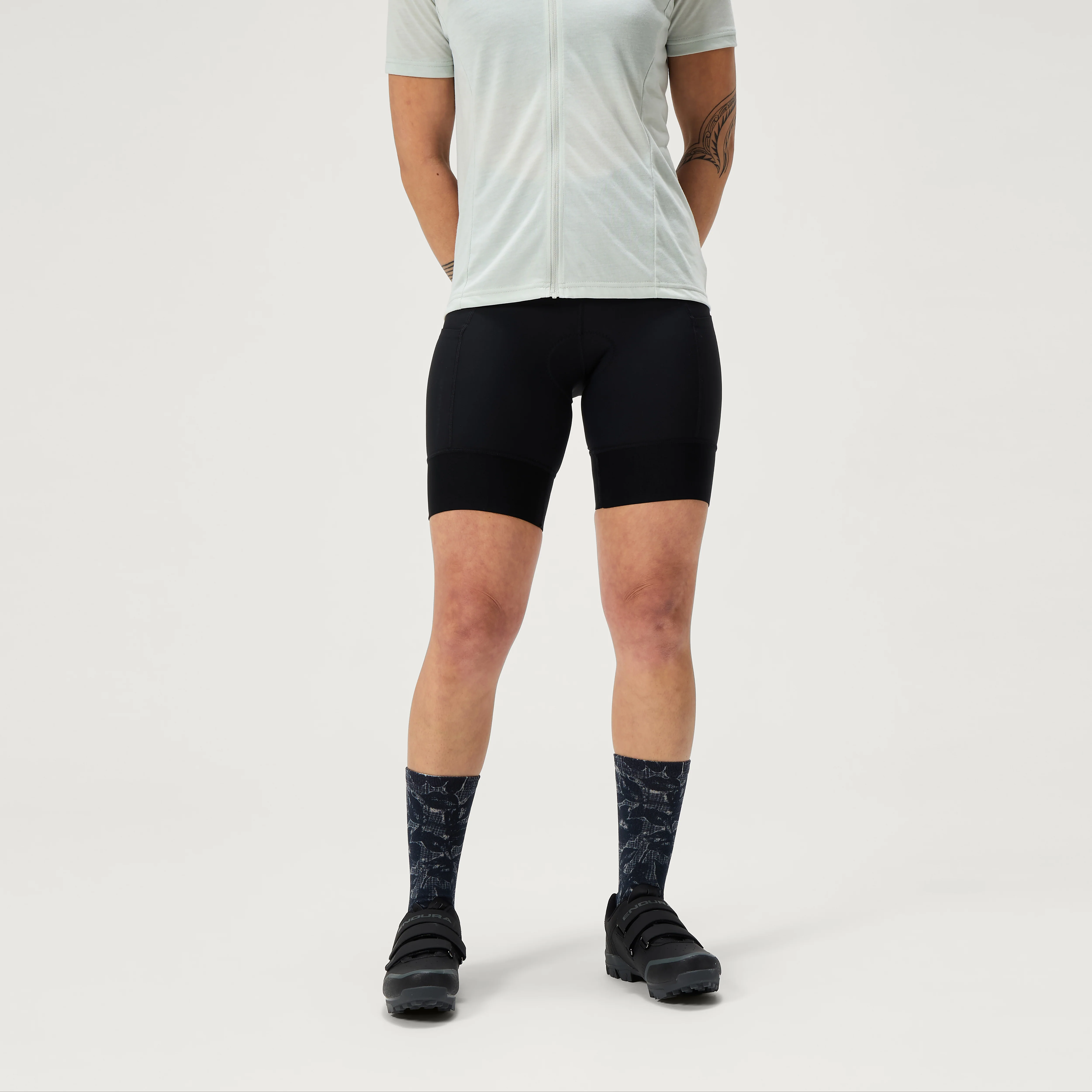 Women's Loop Waist Shorts - Black