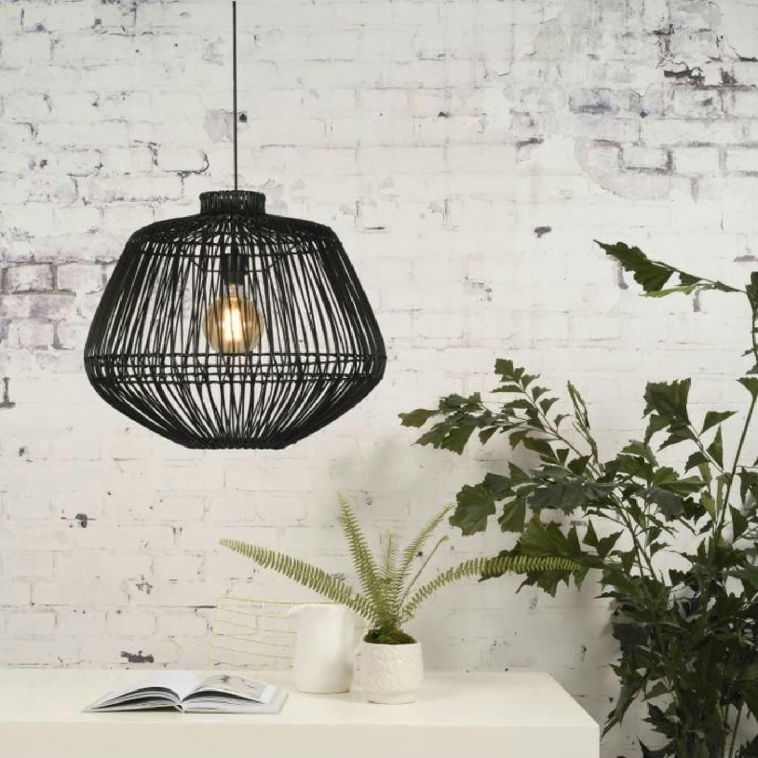 MADAGASCAR - Suspension rotin noir D60cm