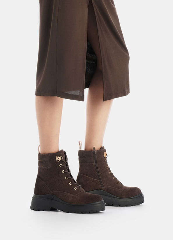 Anfibi in suede