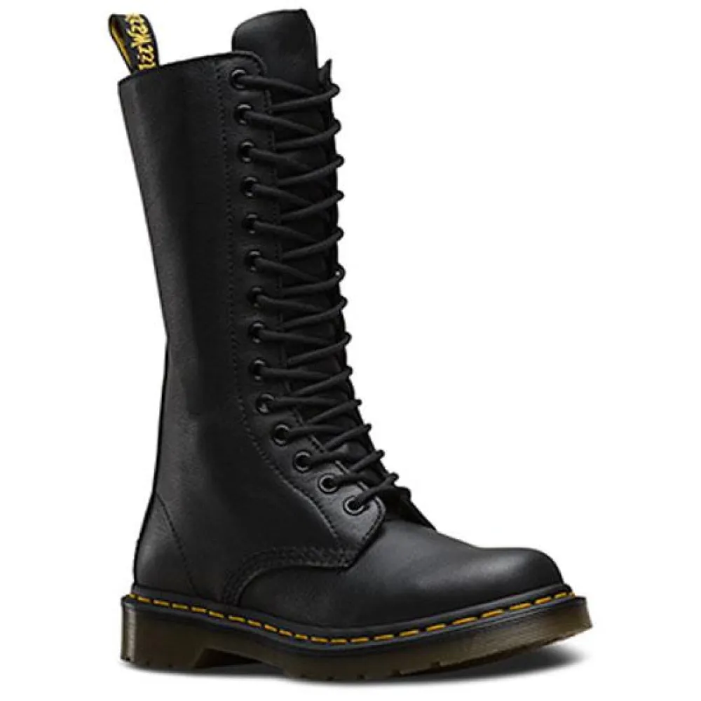 Dr Martens 1B99 14 Eye Virginia boots