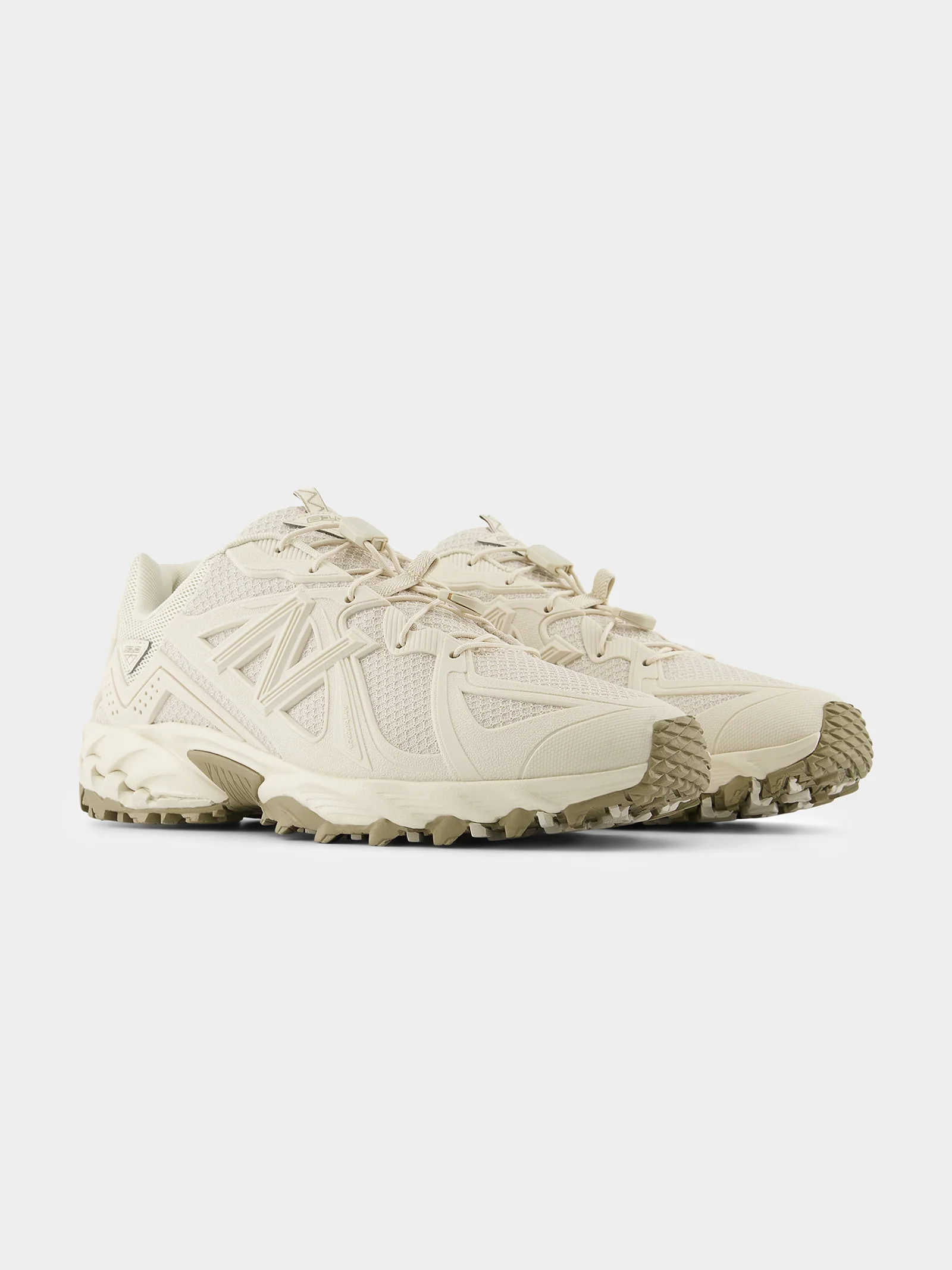 Unisex 610 Sneakers