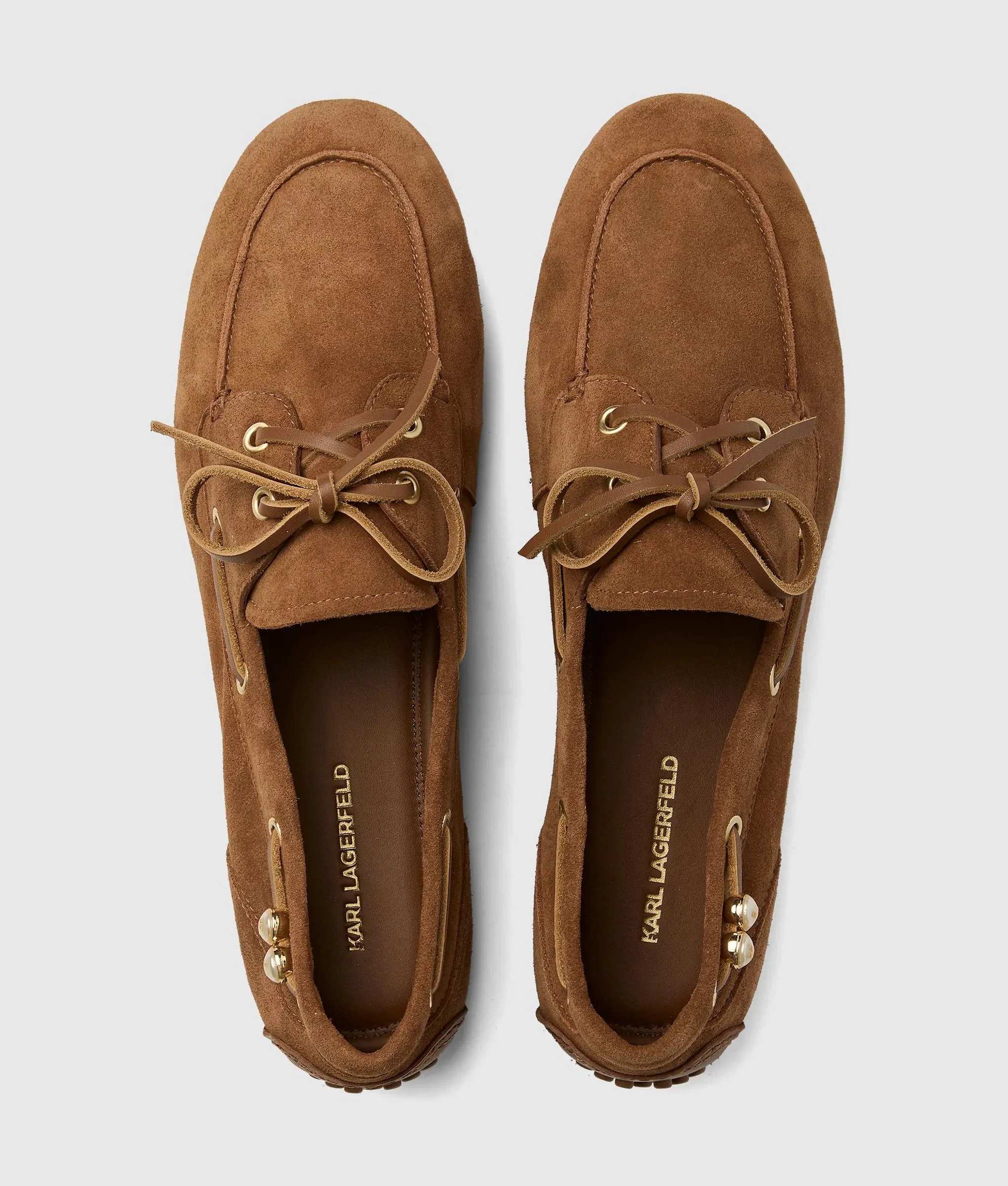 Chaussures bateau en daim Ariella