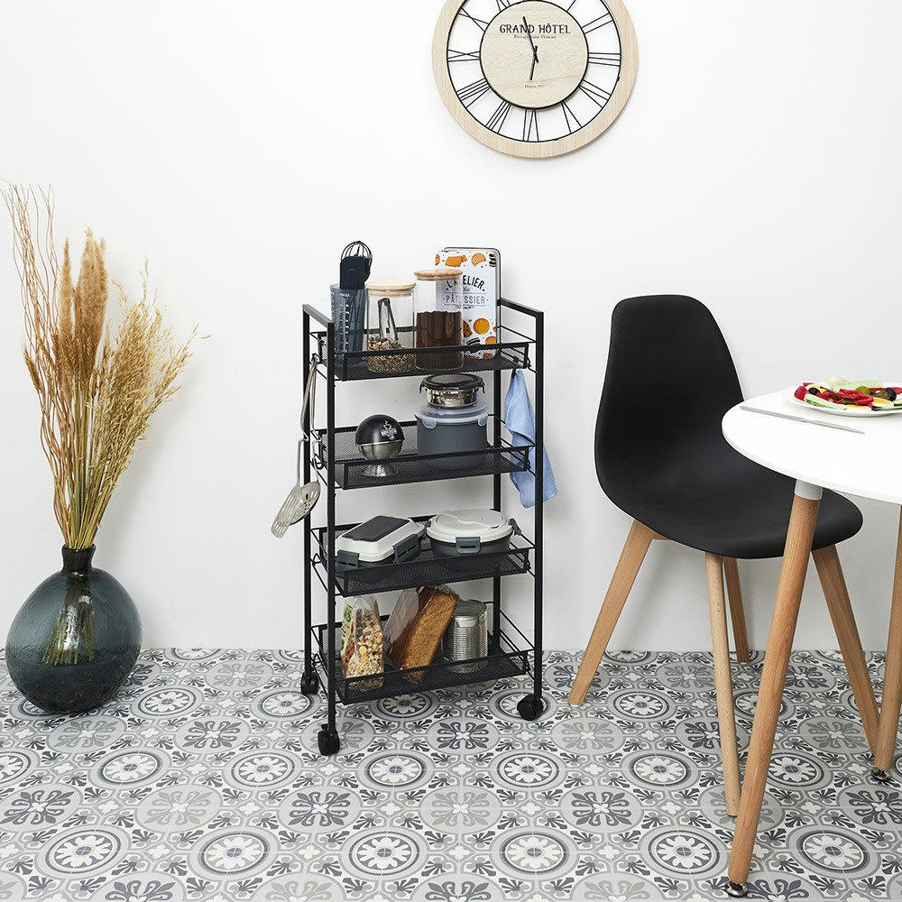 - Desserte à roulettes 4 niveaux