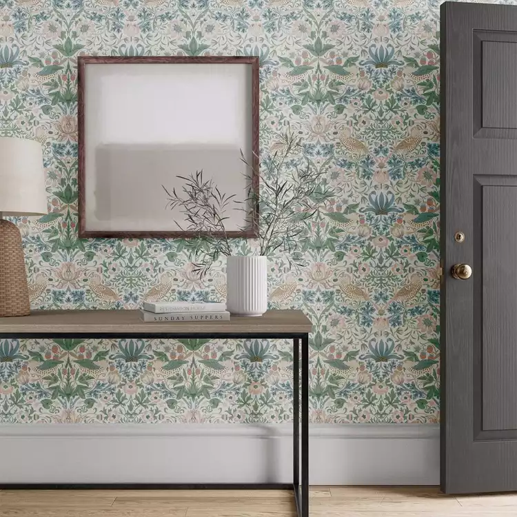 Morris & Co. Strawberry Thief Multicolour Floral Wallpaper