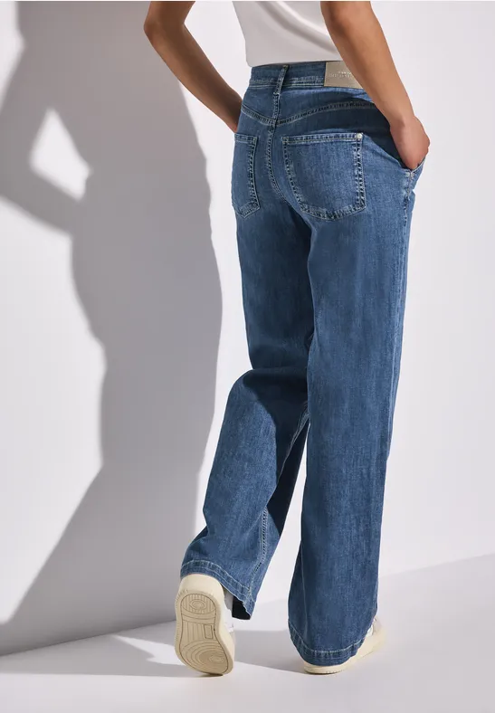 Wide Leg Jeans
