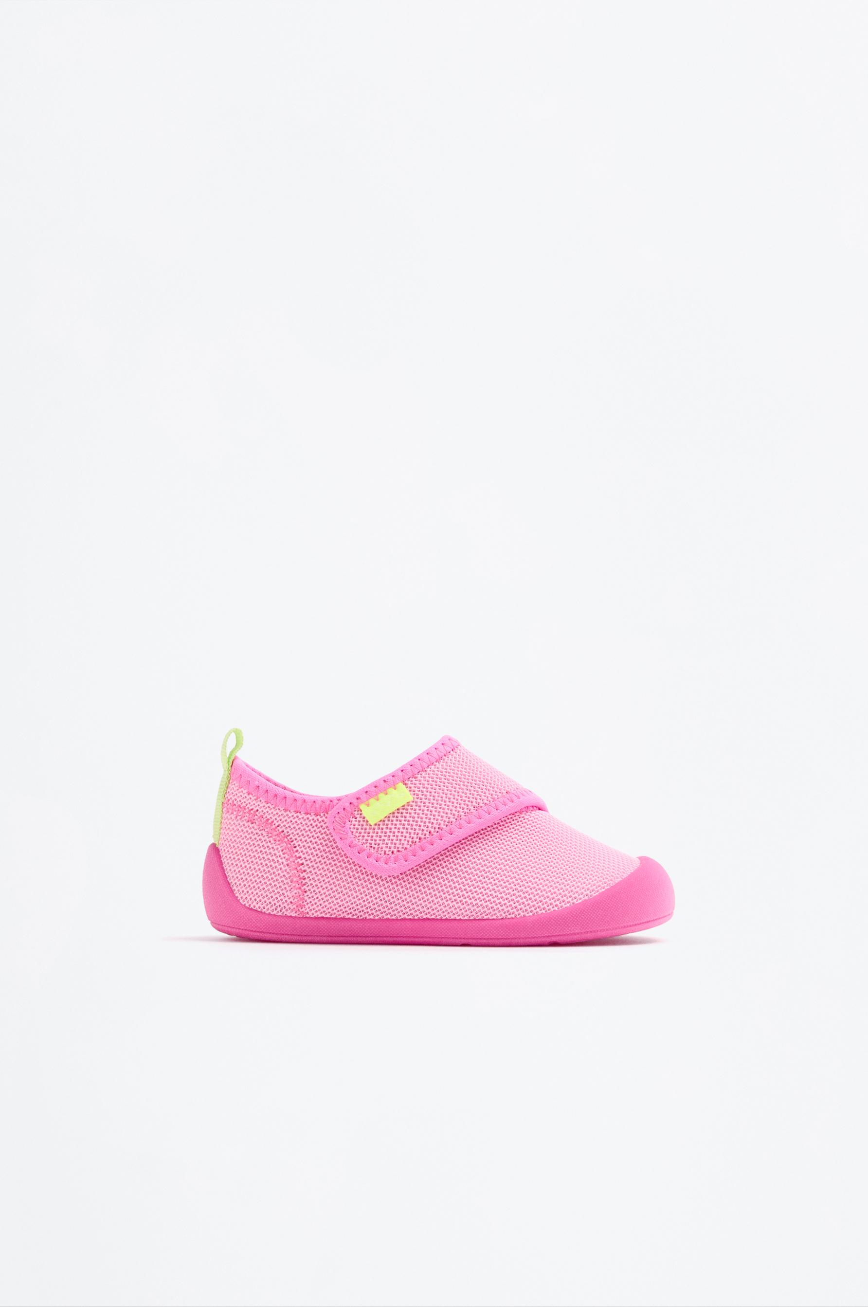 Zapatilla baño escarpín