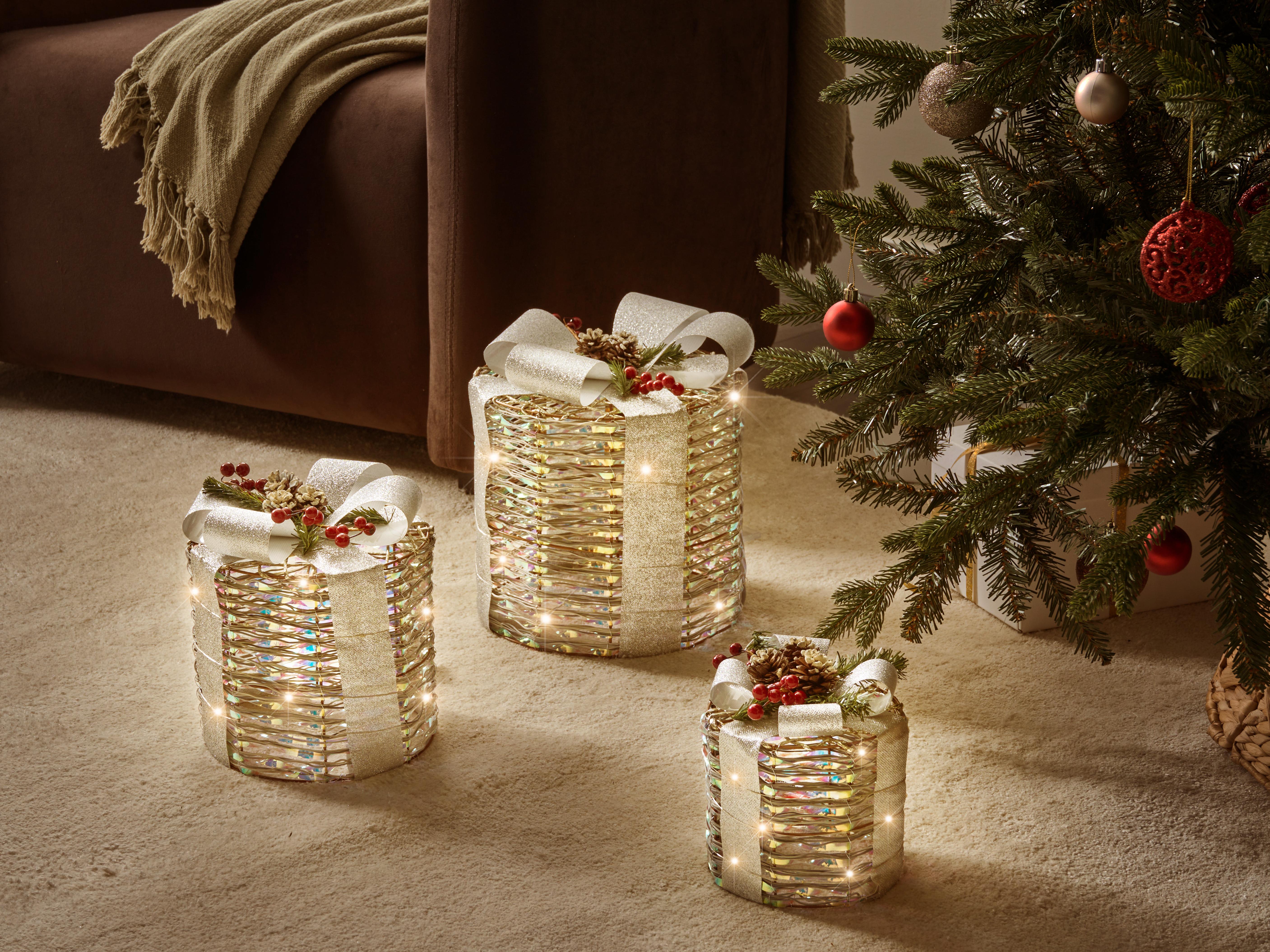 Set of 3 Christmas Decorations LED JULSO Christmas Gifts 20/25/30 cm Silver