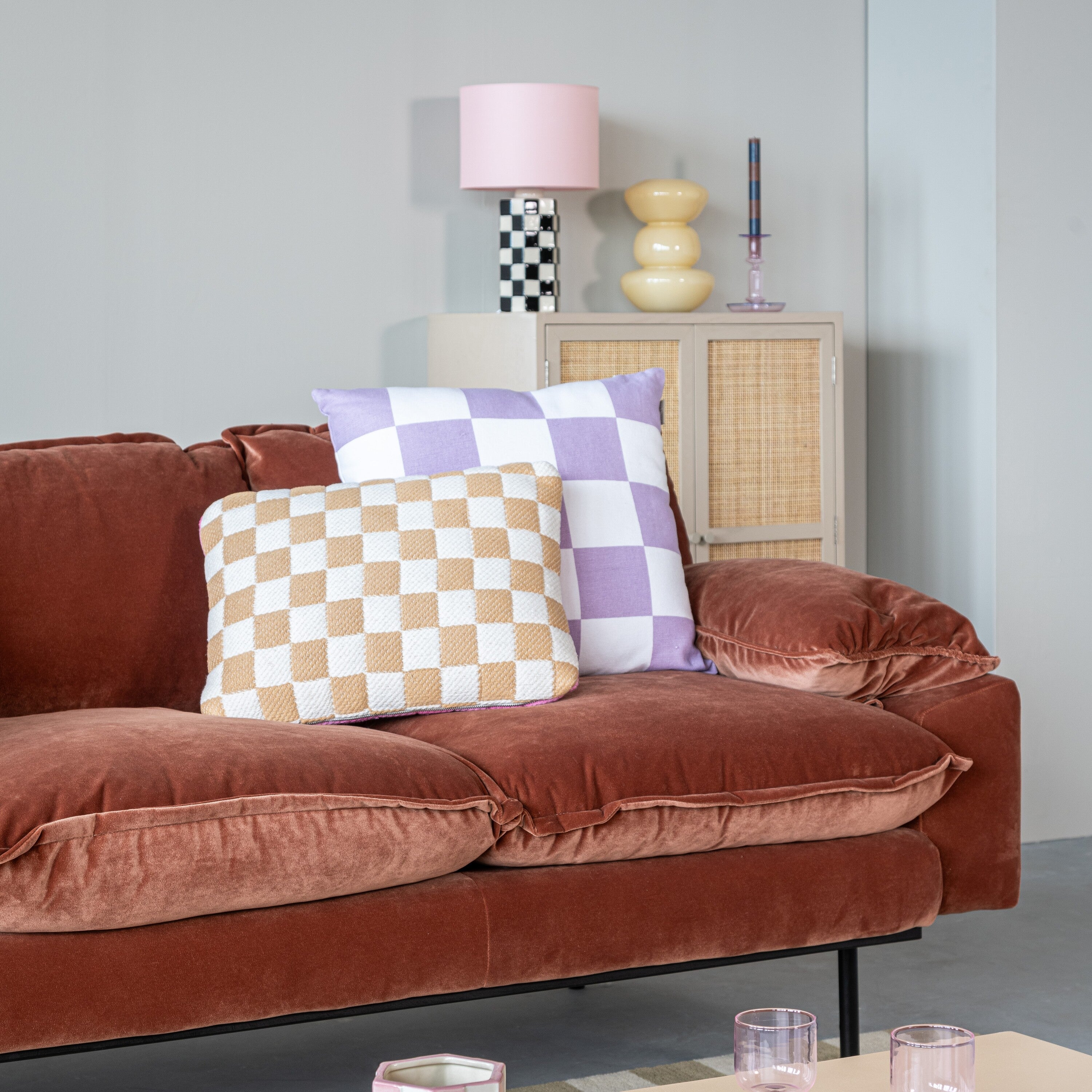 by fonQ Check Sierkussen 50 x 50 cm - Lavendel