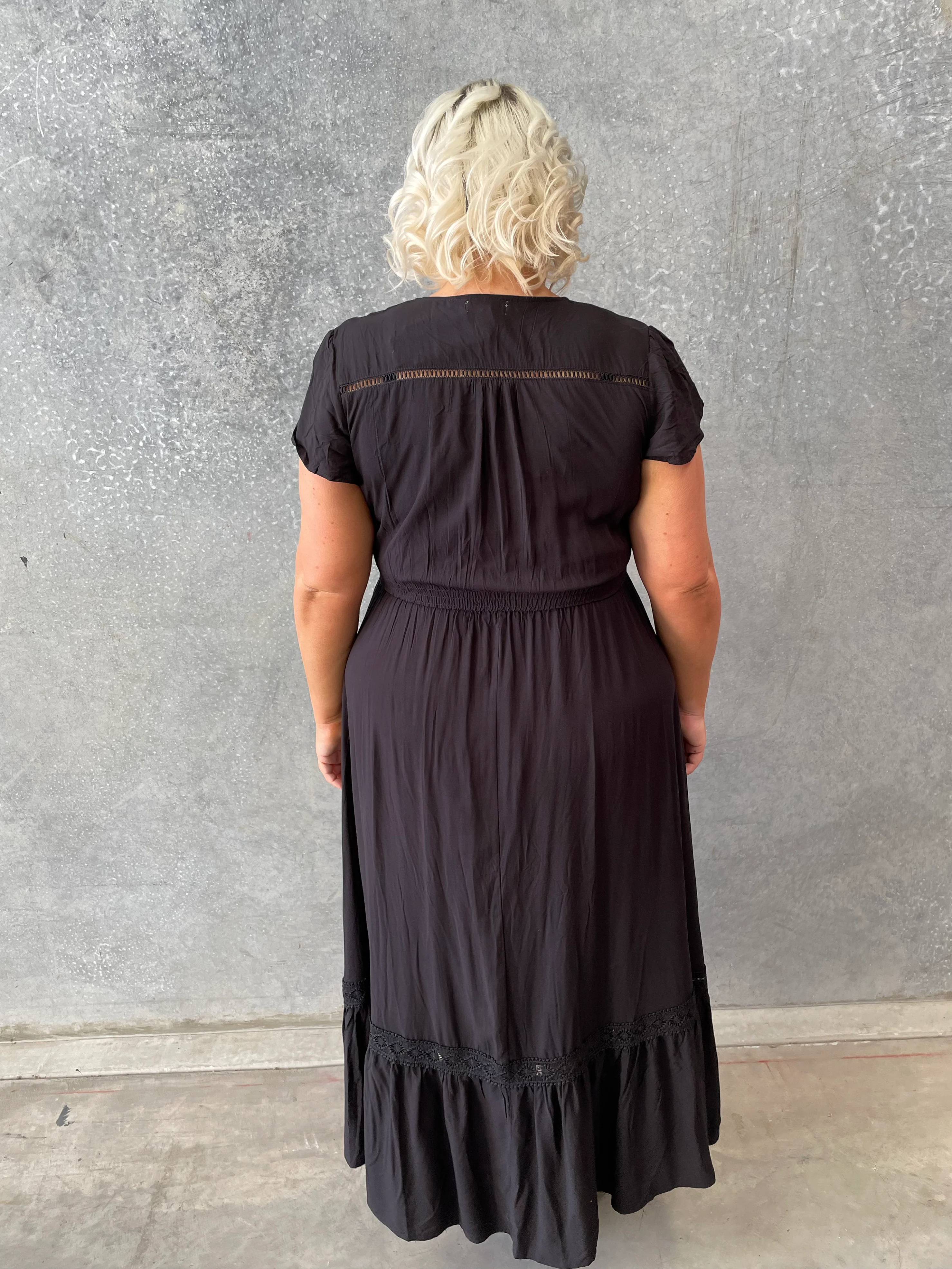 Shayla Maxi Dress in Black