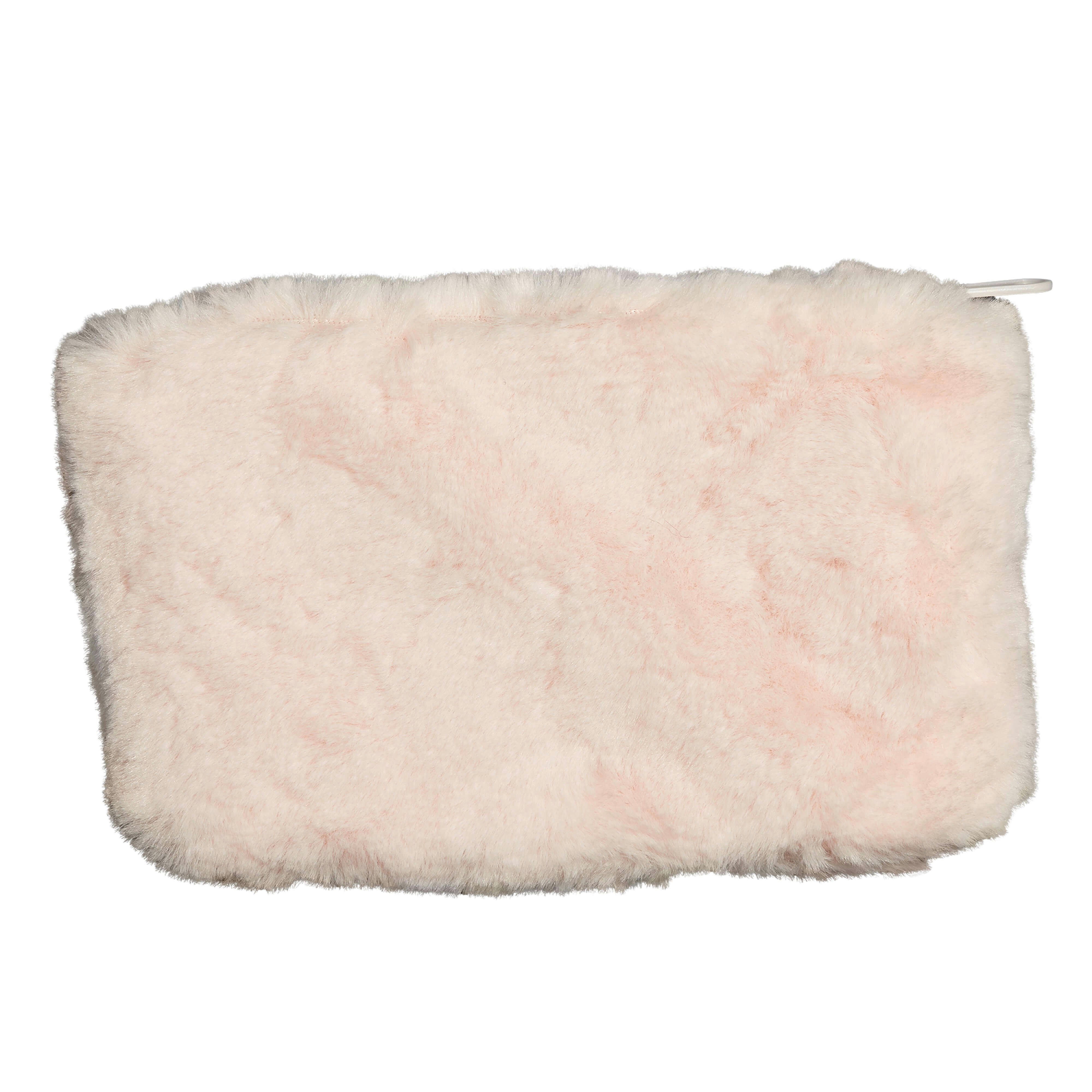 - Pochette peluche maman