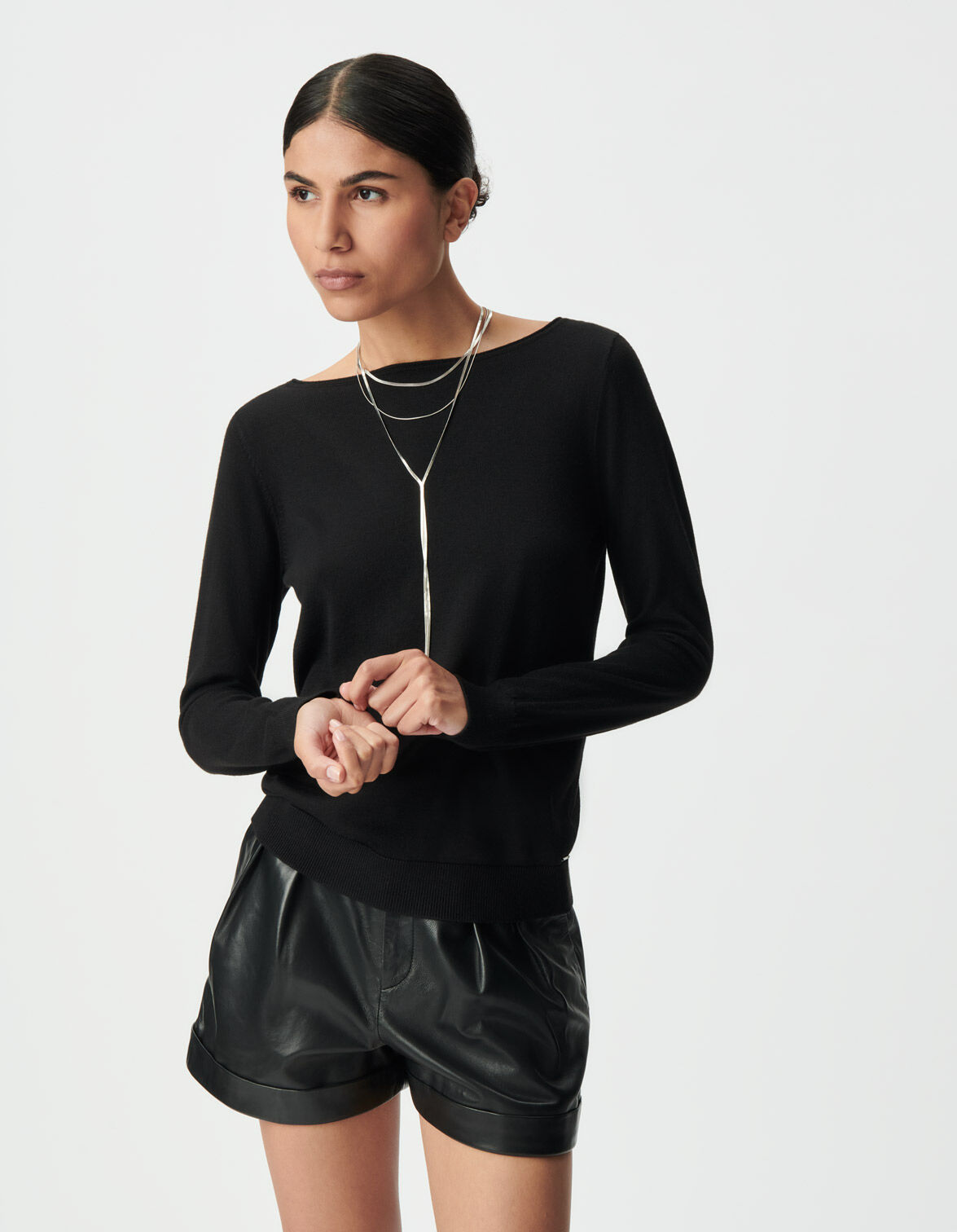 Pull noir tricot fin découpe dentelle dos Femme