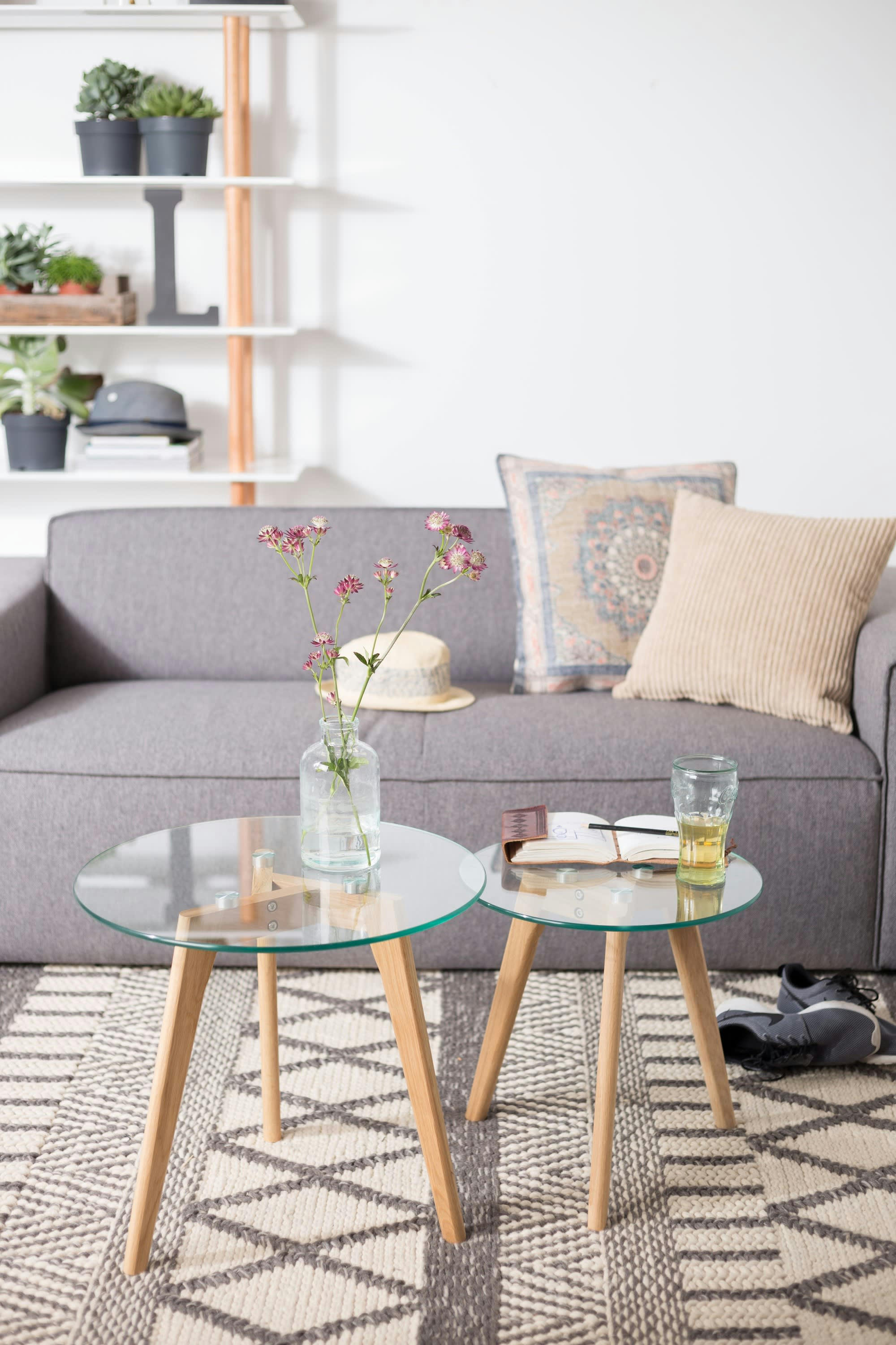 BROR - Set de 2 tables d'appoint en verre transparent