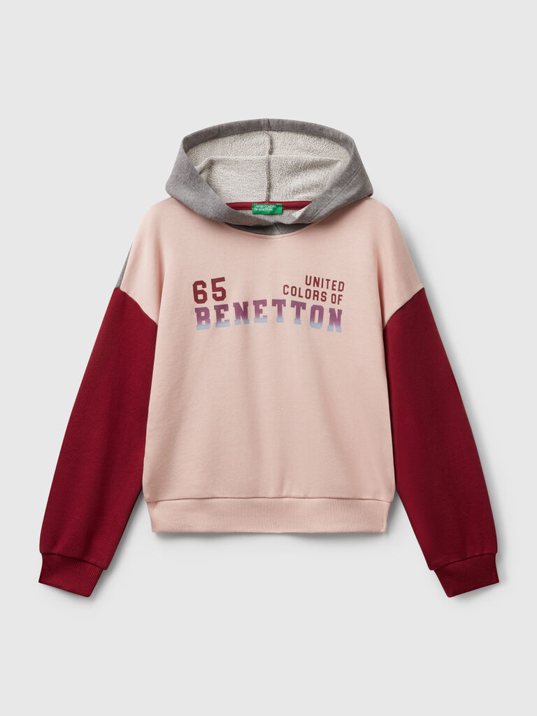 Sweatshirt with print
