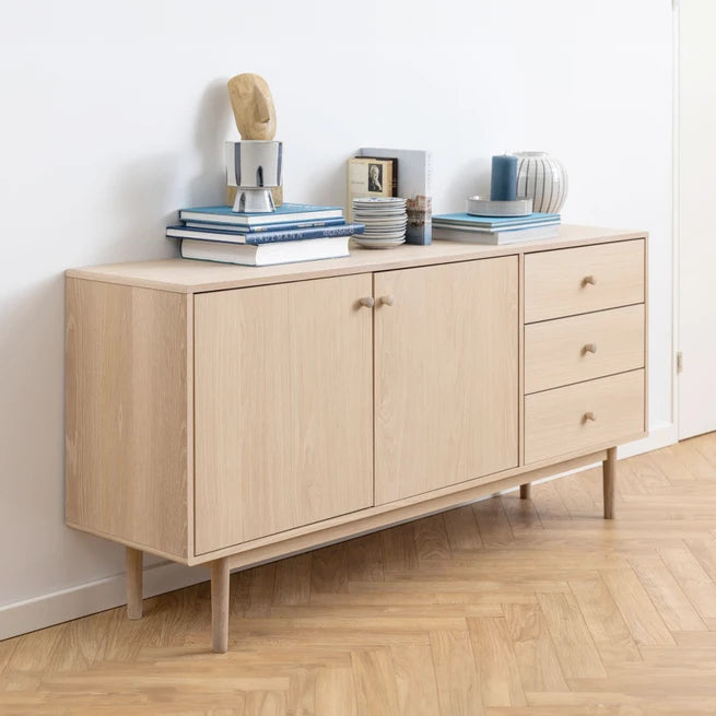 by fonQ Per Dressoir