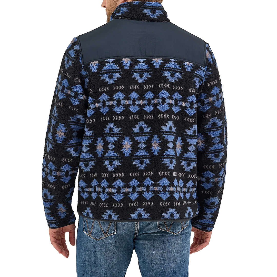 Мужская легкая куртка Wrangler на молнии из рипстопа с кокеткой и подкладкой из искусственной овчины.