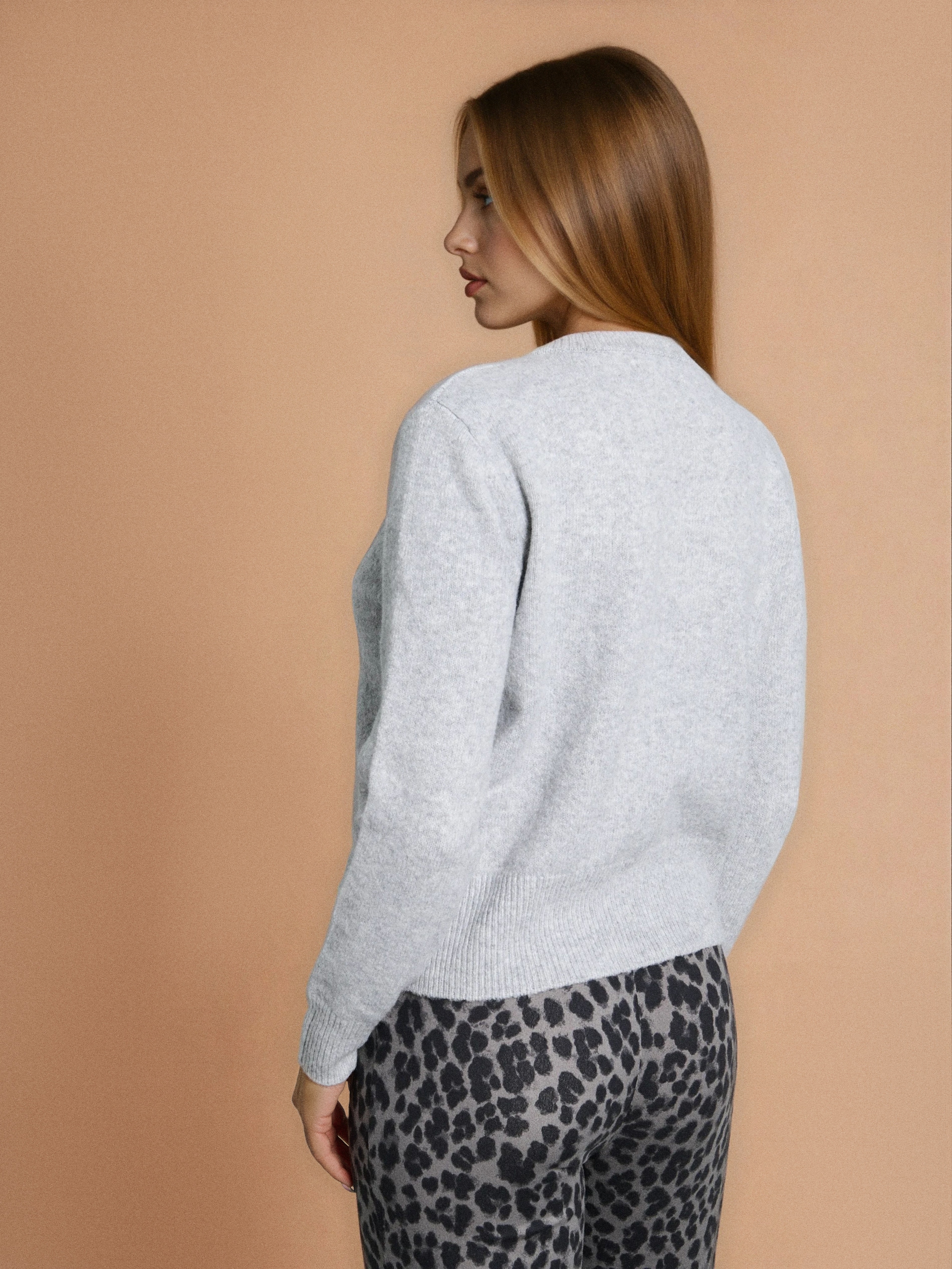 Sweter na zamek