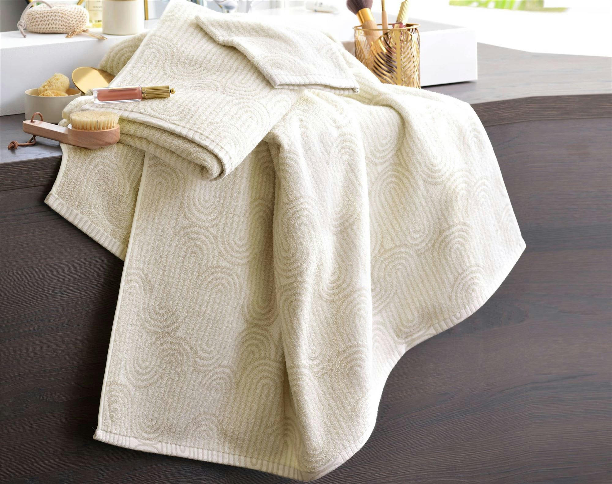 CURVES - Drap de bain 70x140 beige en coton 450 g/m²