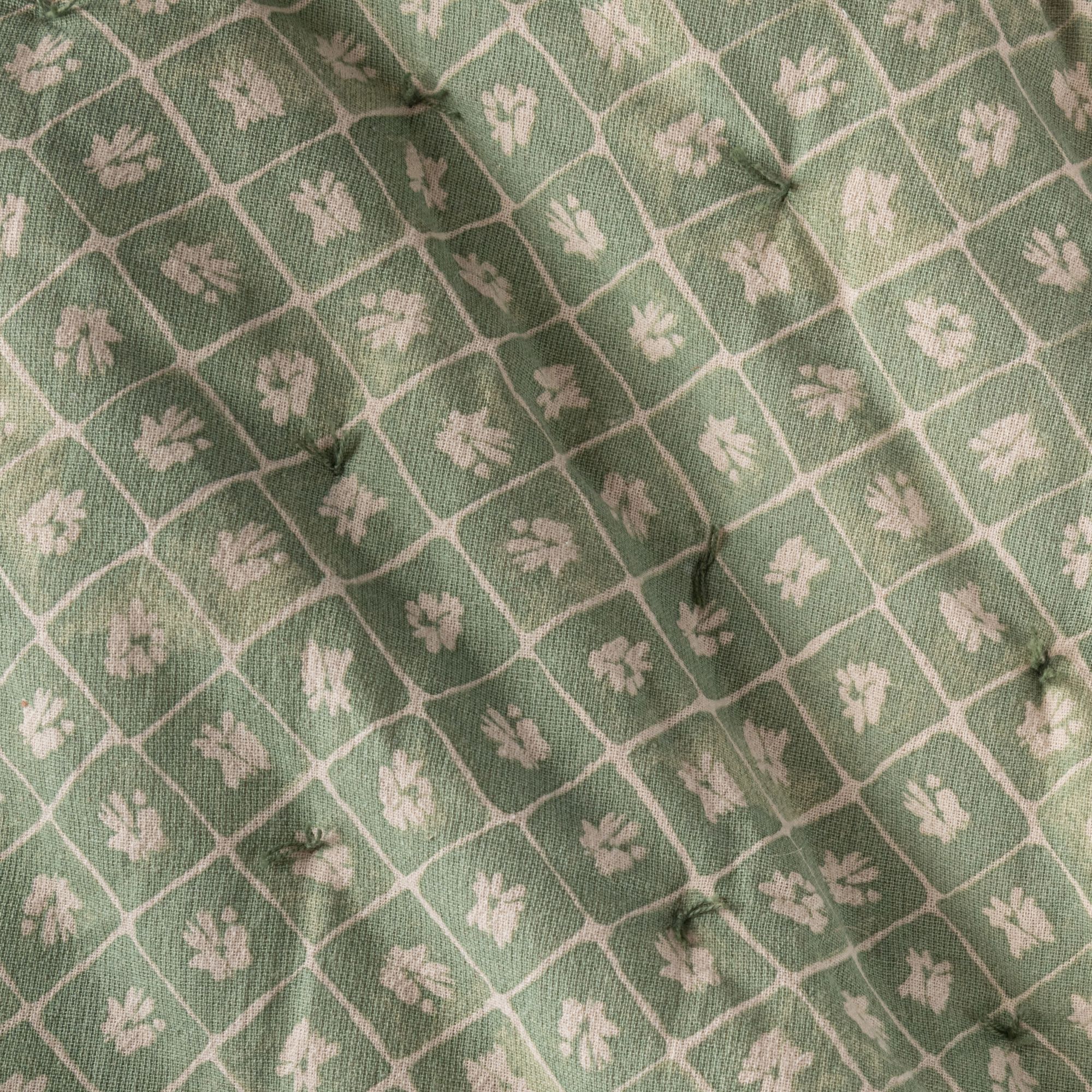 PIASTRE - Couvre lit finition croquet en coton 220x240cm - vert