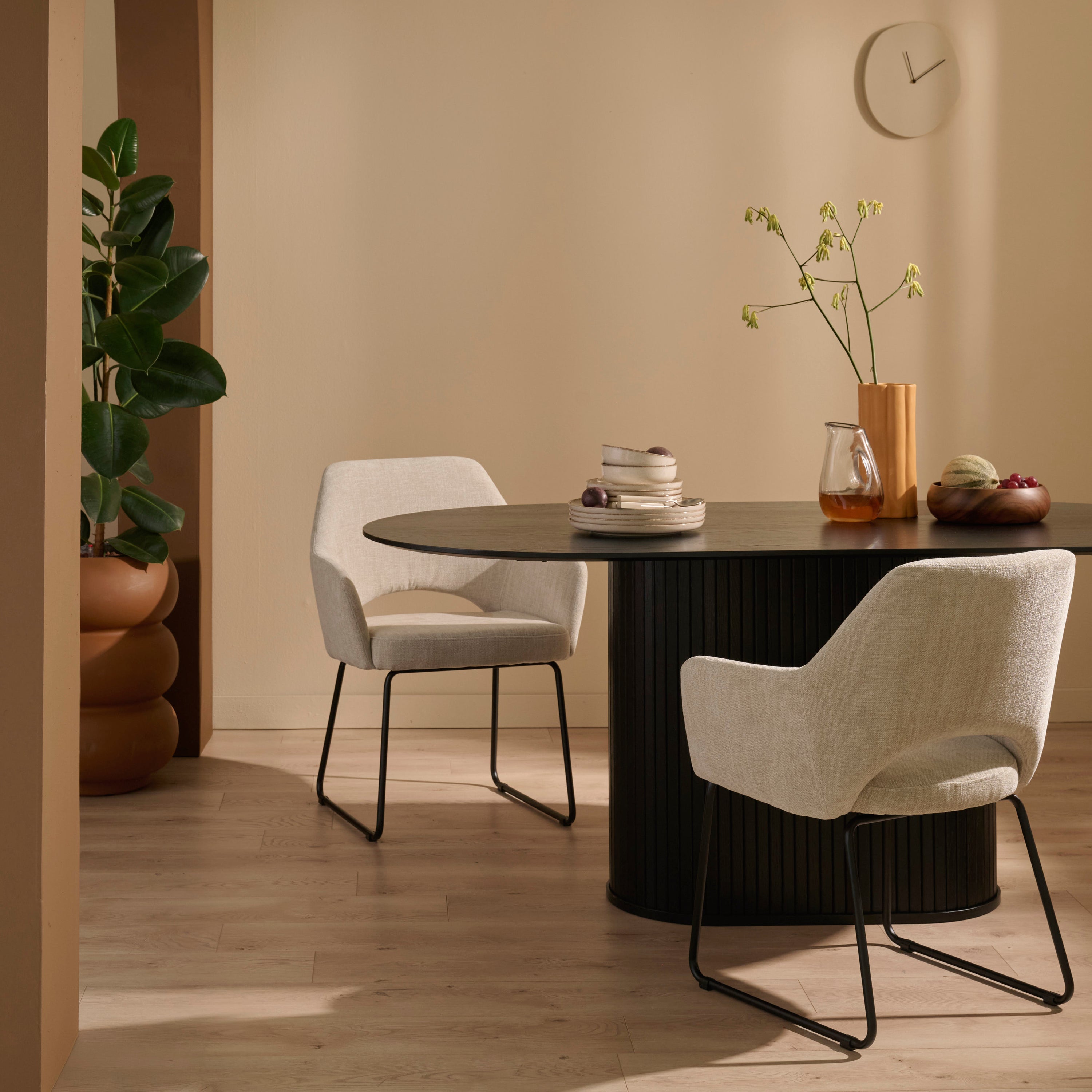 by fonQ Gap Eetkamerstoel - Beige / Zwart