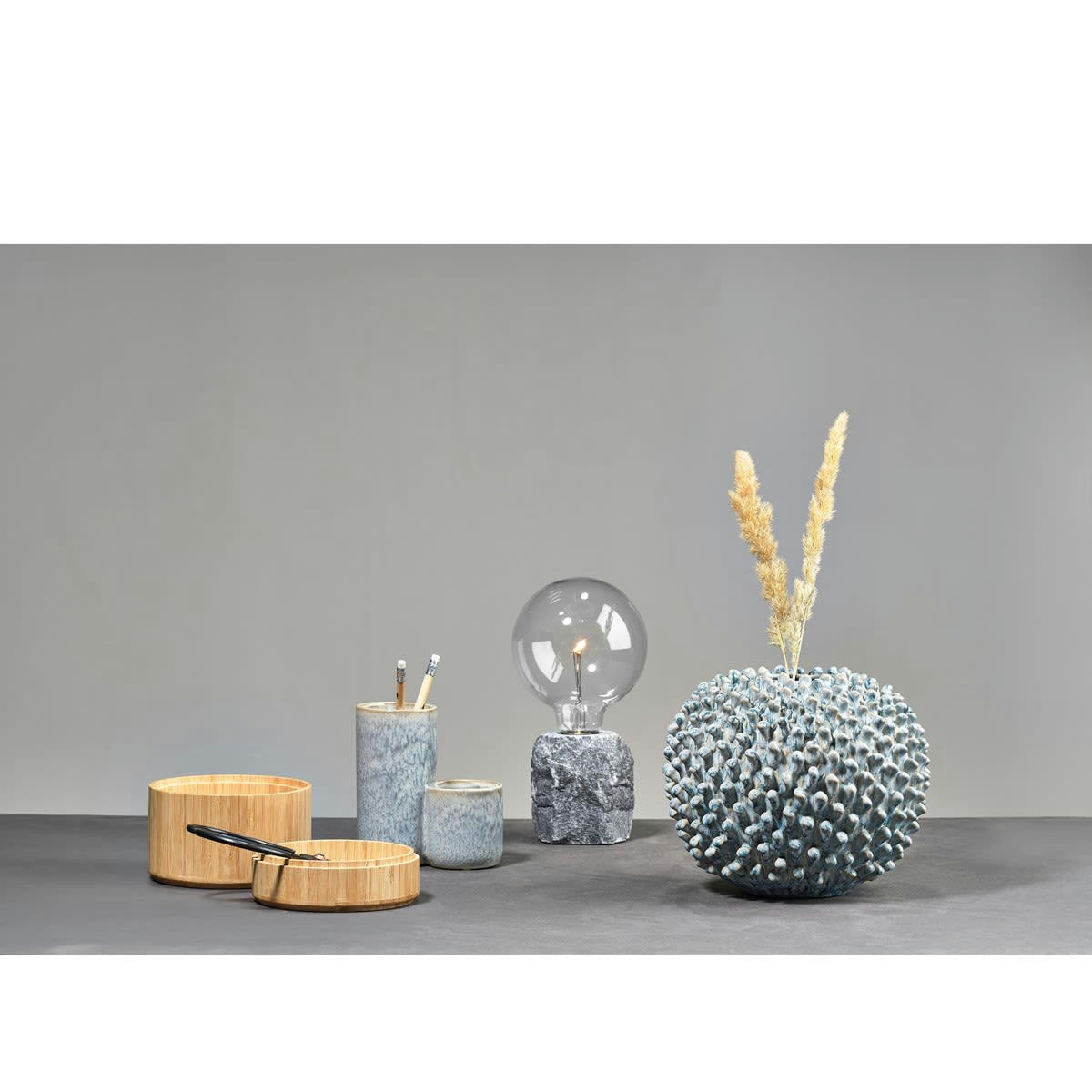 LIVING - Bocal décoration en argile bleu clair