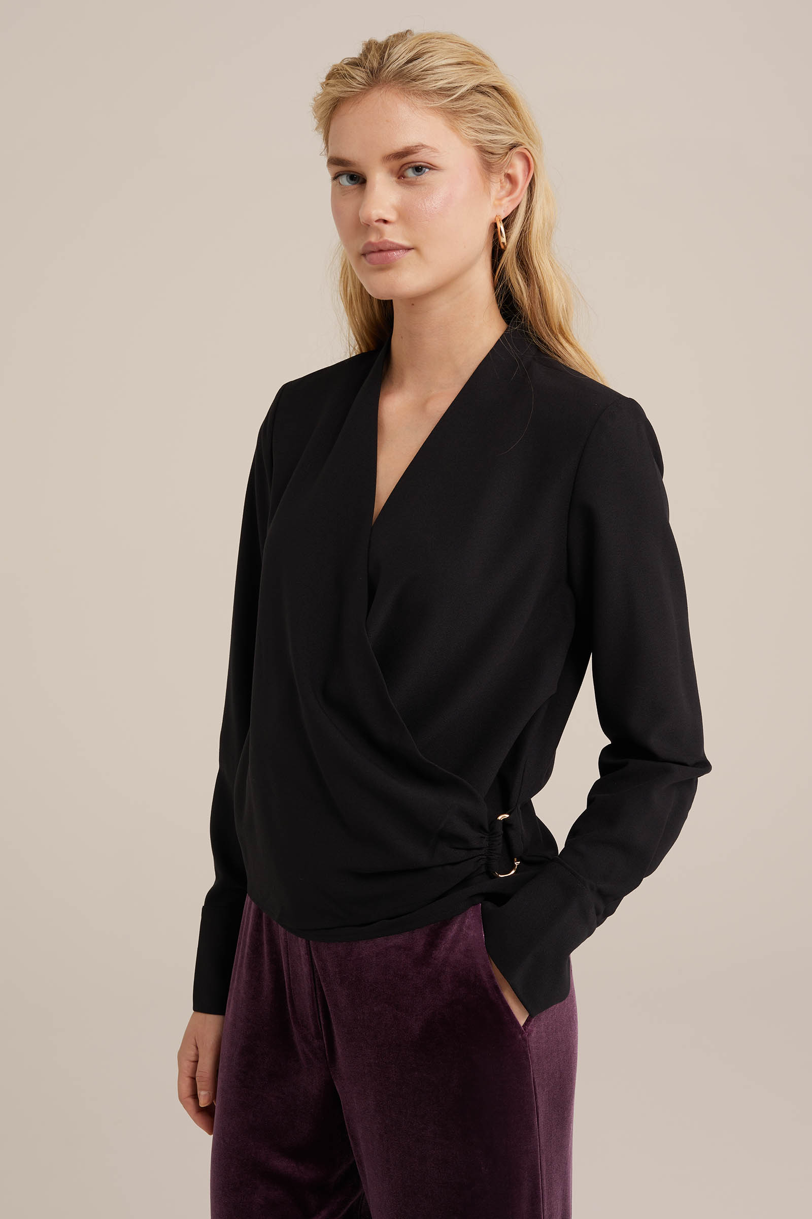 Dames blouse met sluitdetail