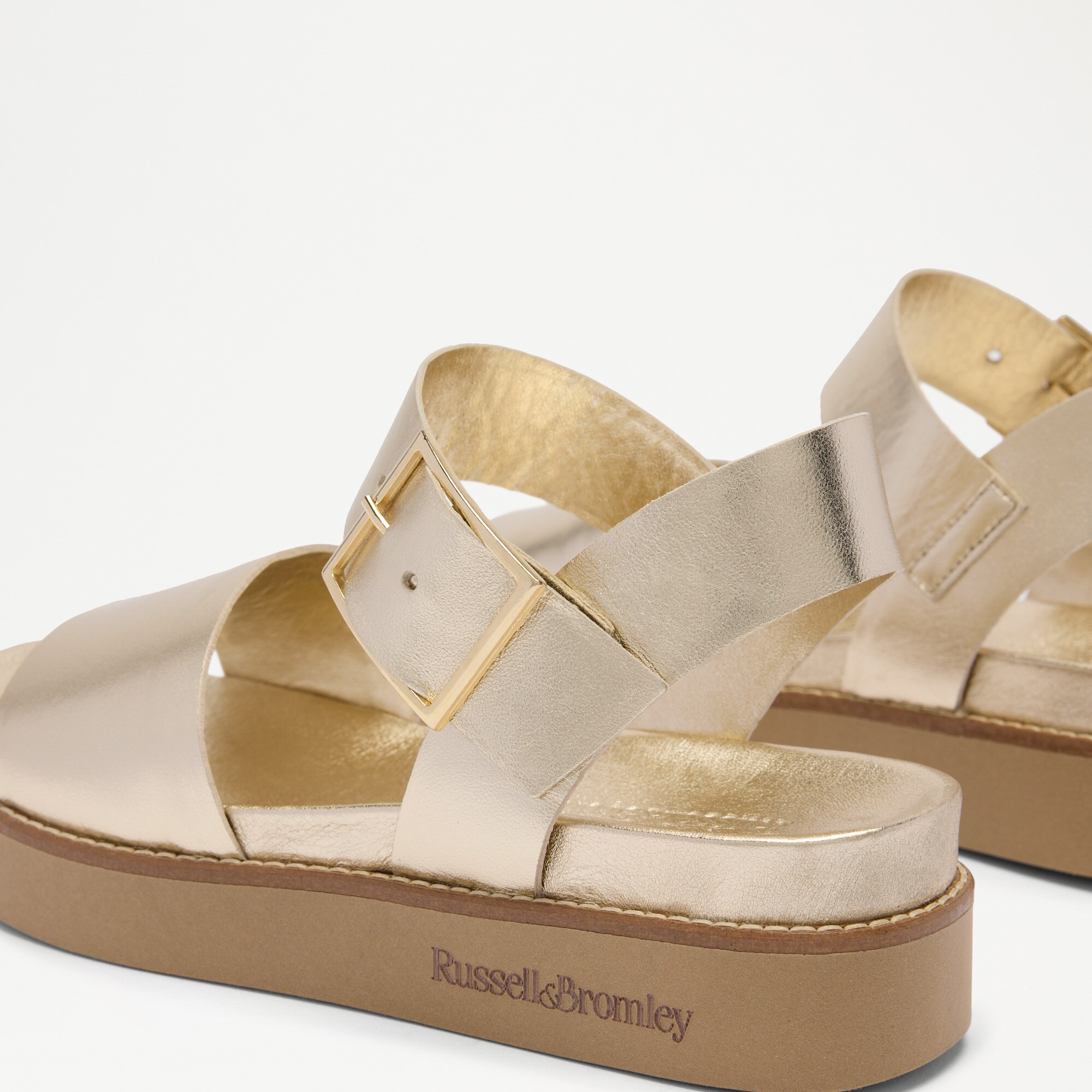 Boston<br>Flatform Sandal