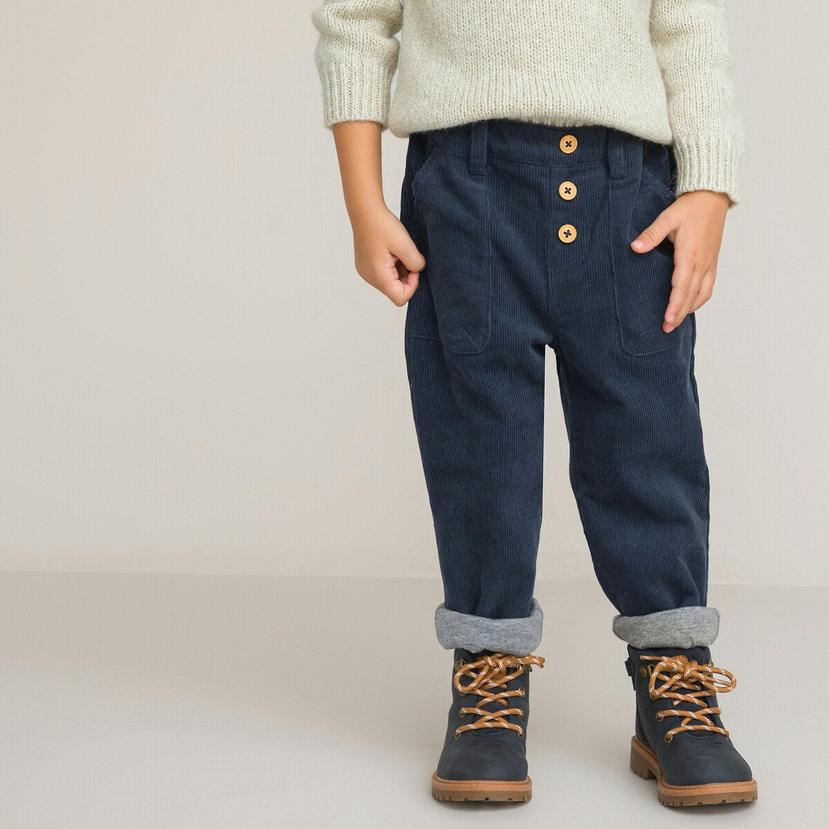 Pantalon droit en velours côtelé doublé jersey