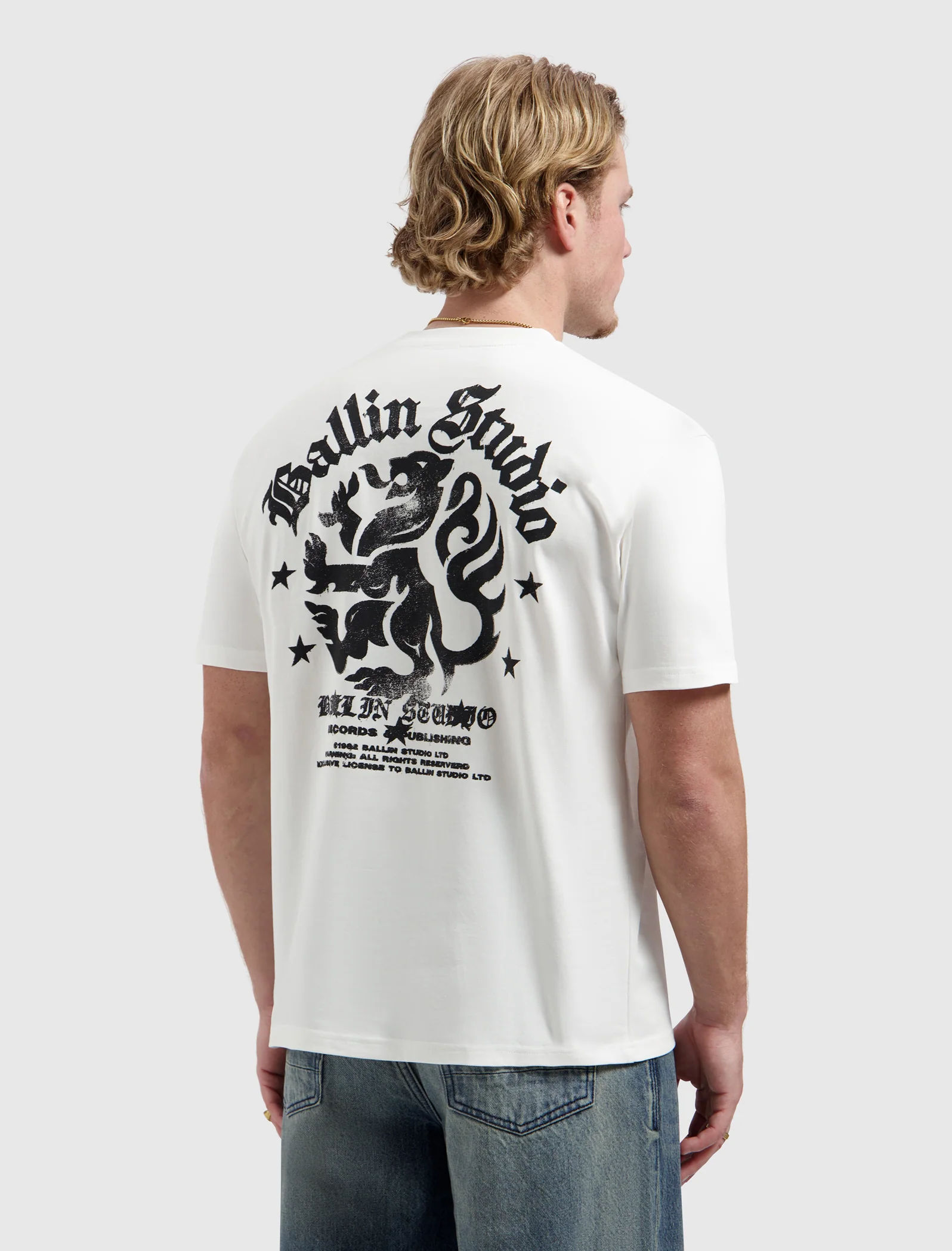 Ballin Studio Emblem T-shirt | Off White